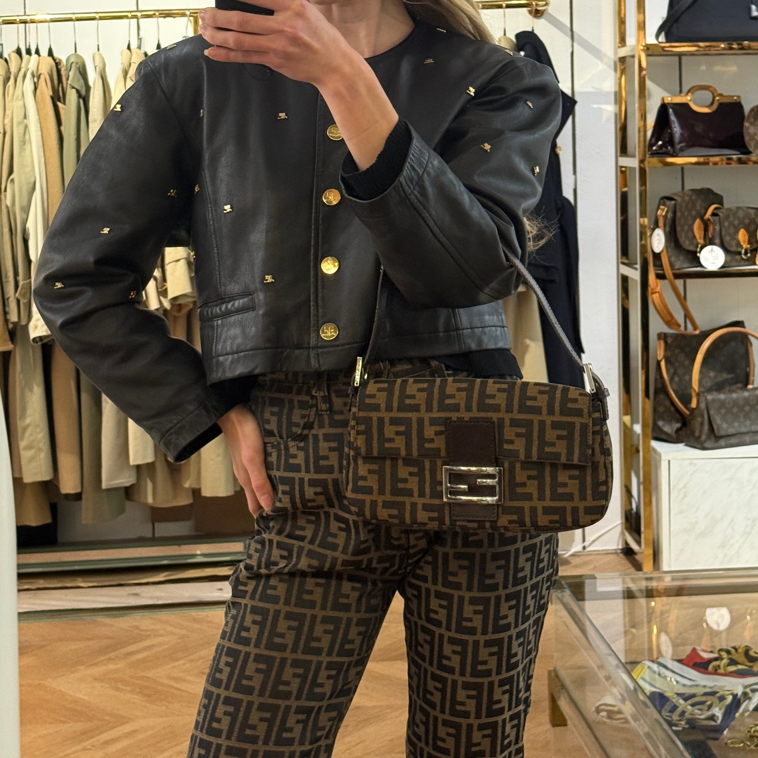 Sac à main FENDI Baguette toile et cuir marron