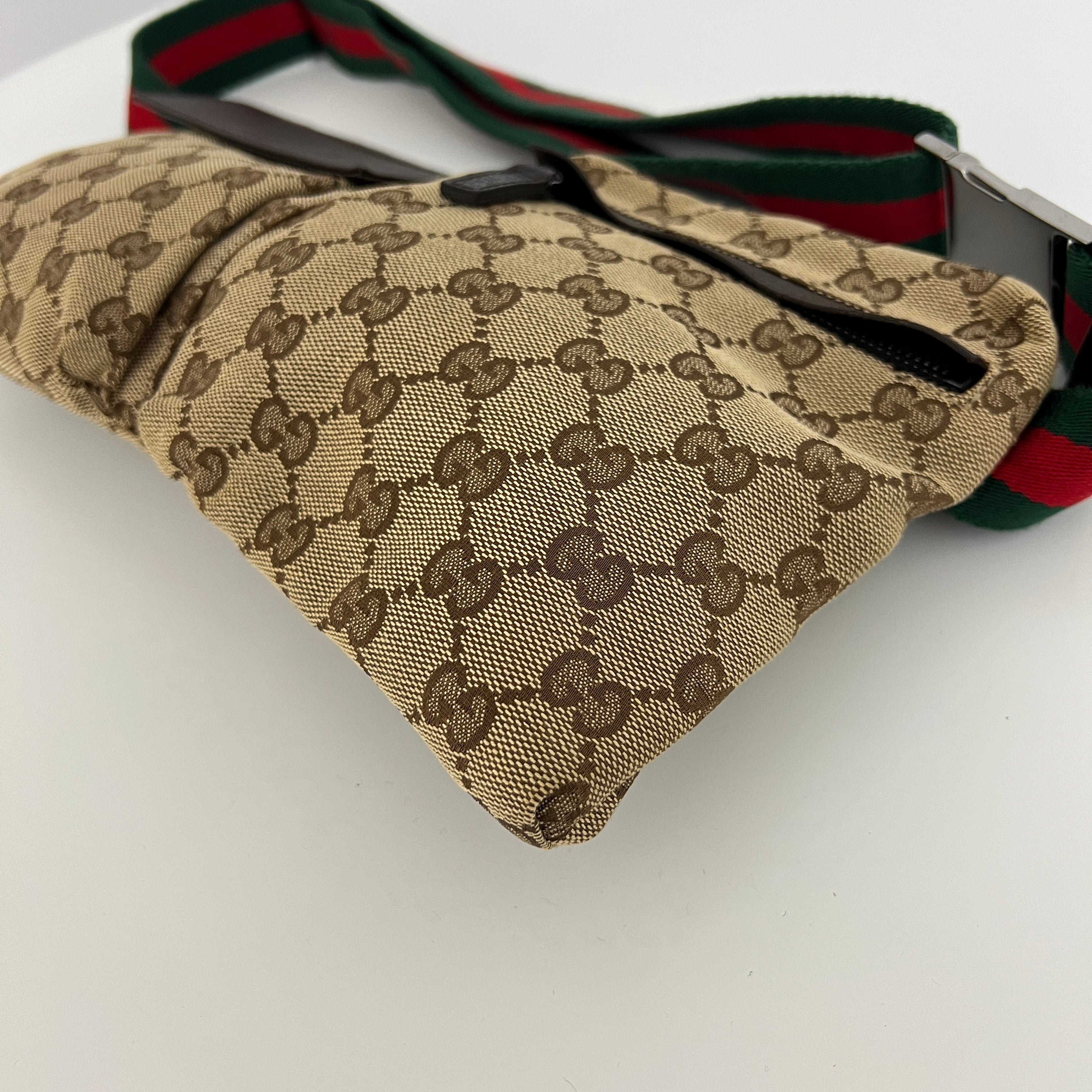 GUCCI Belt Bag in Canvas and Brown Leather