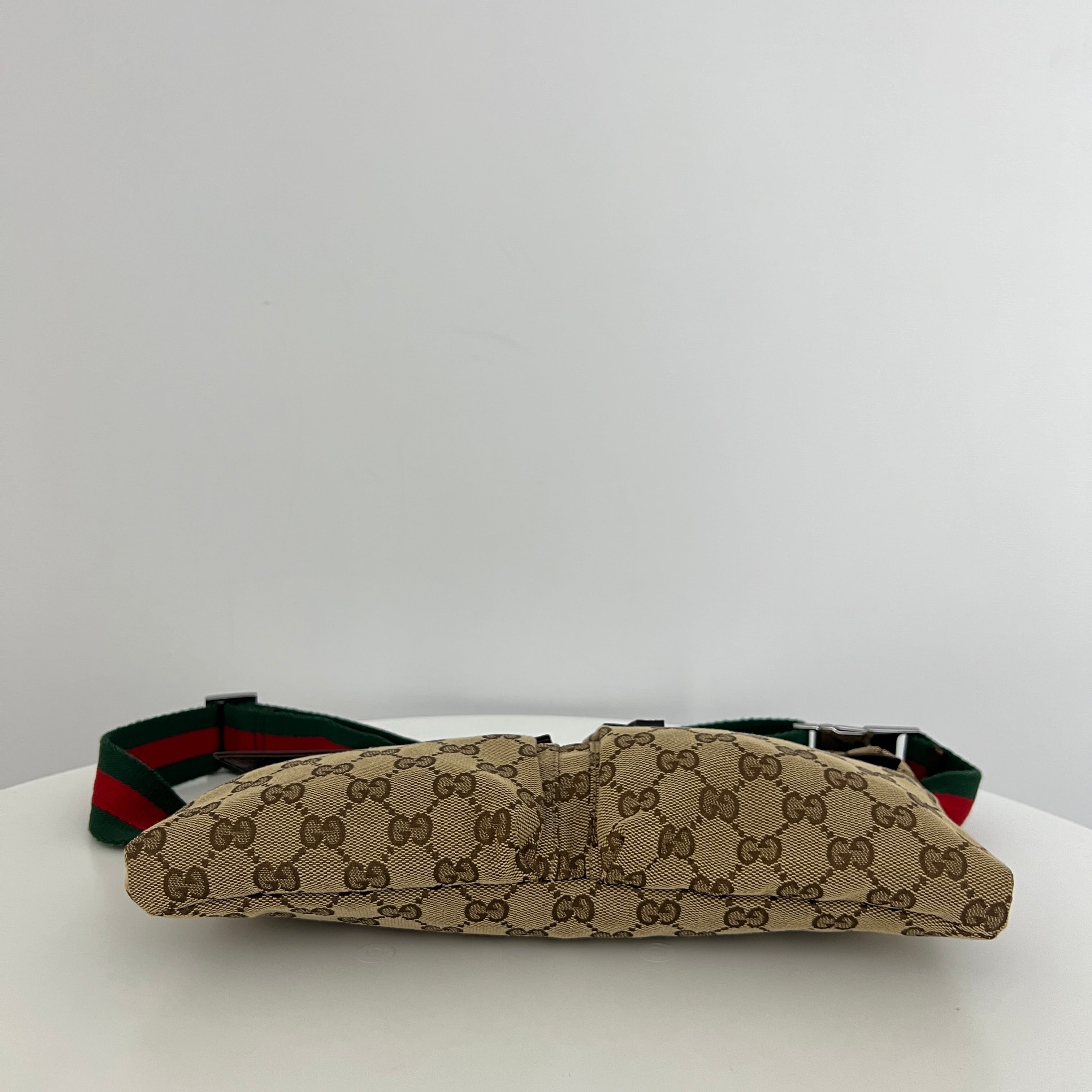 GUCCI Belt Bag in Canvas and Brown Leather