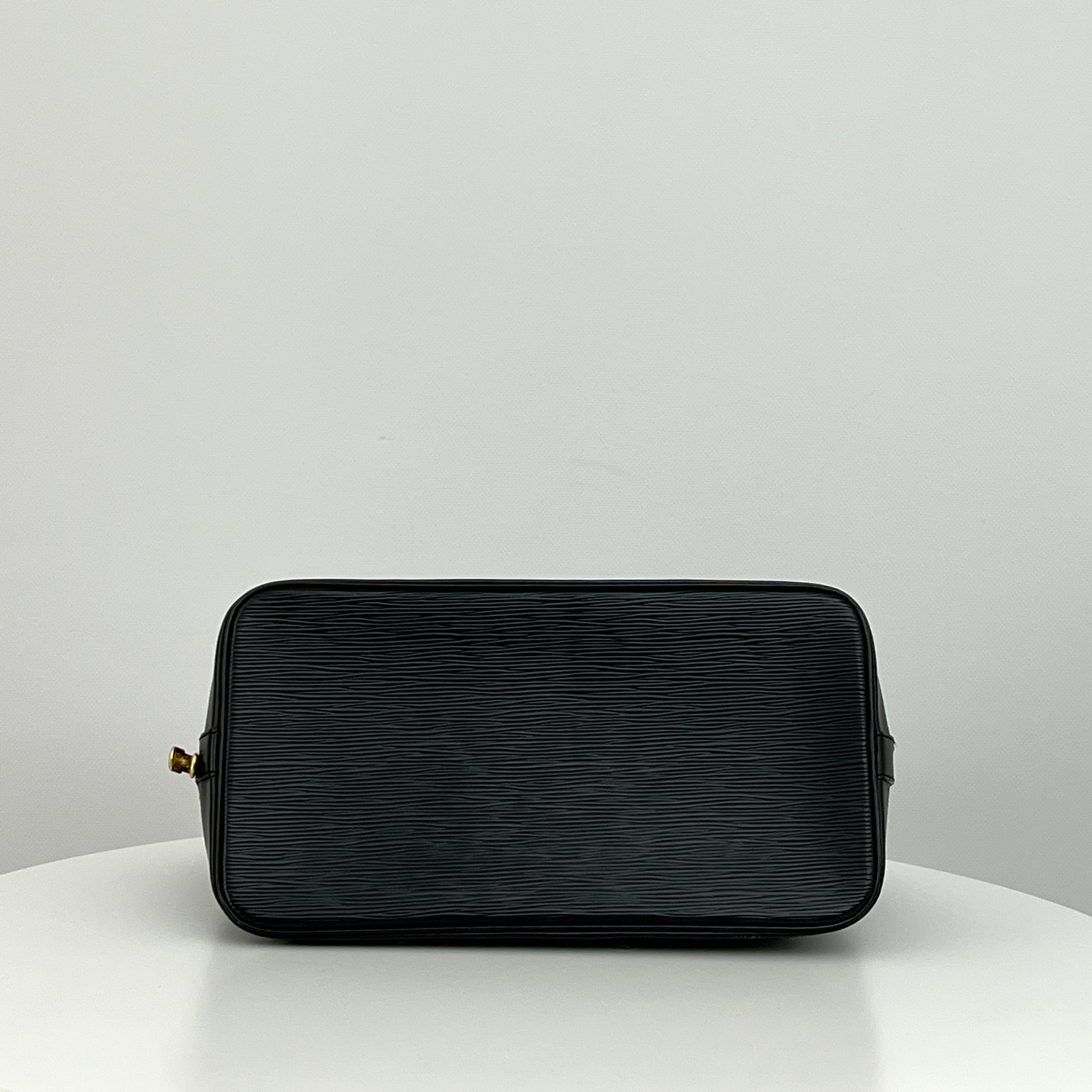 LOUIS VUITTON Alma PM handbag in black Epi leather