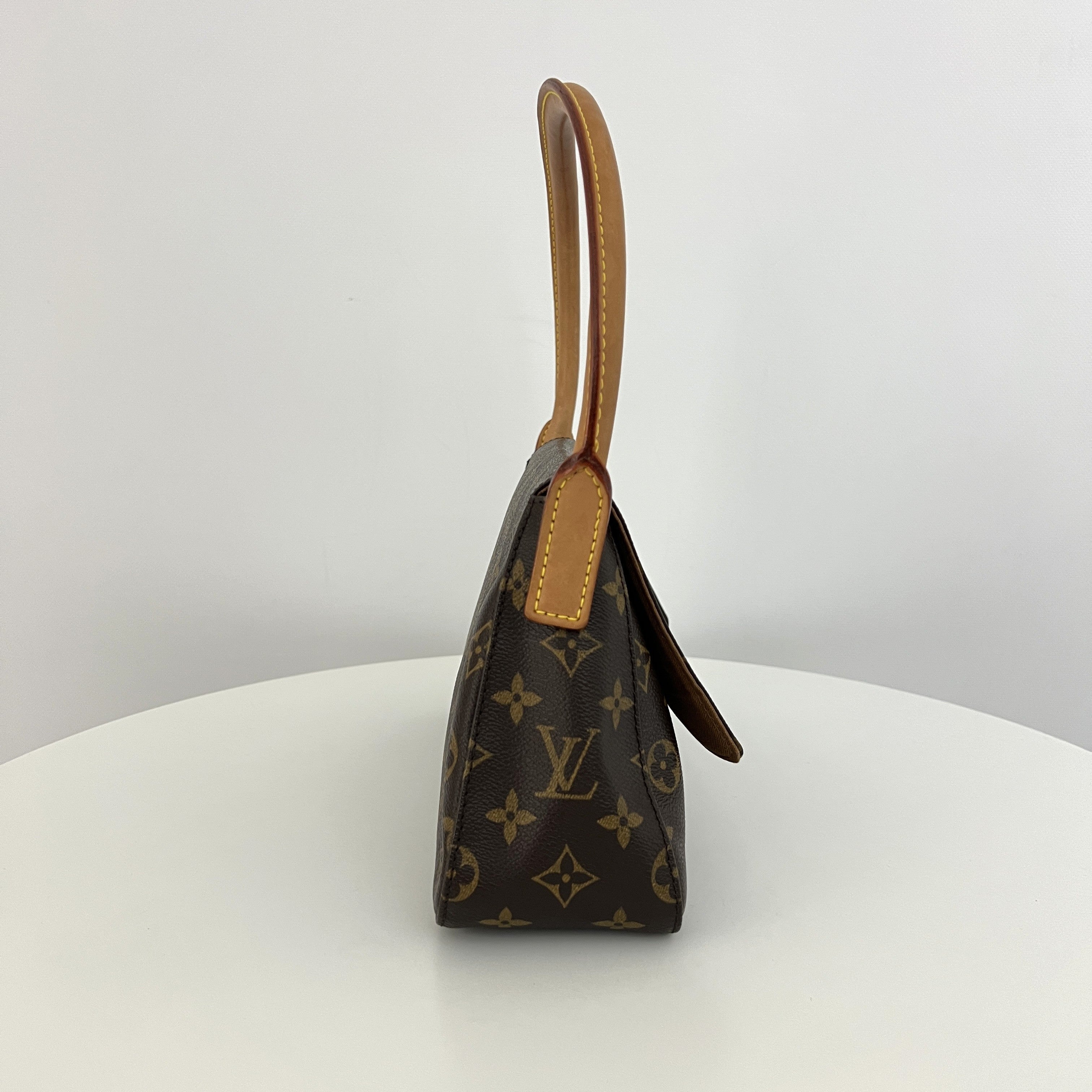 LOUIS VUITTON Looping PM handbag in brown canvas and leather