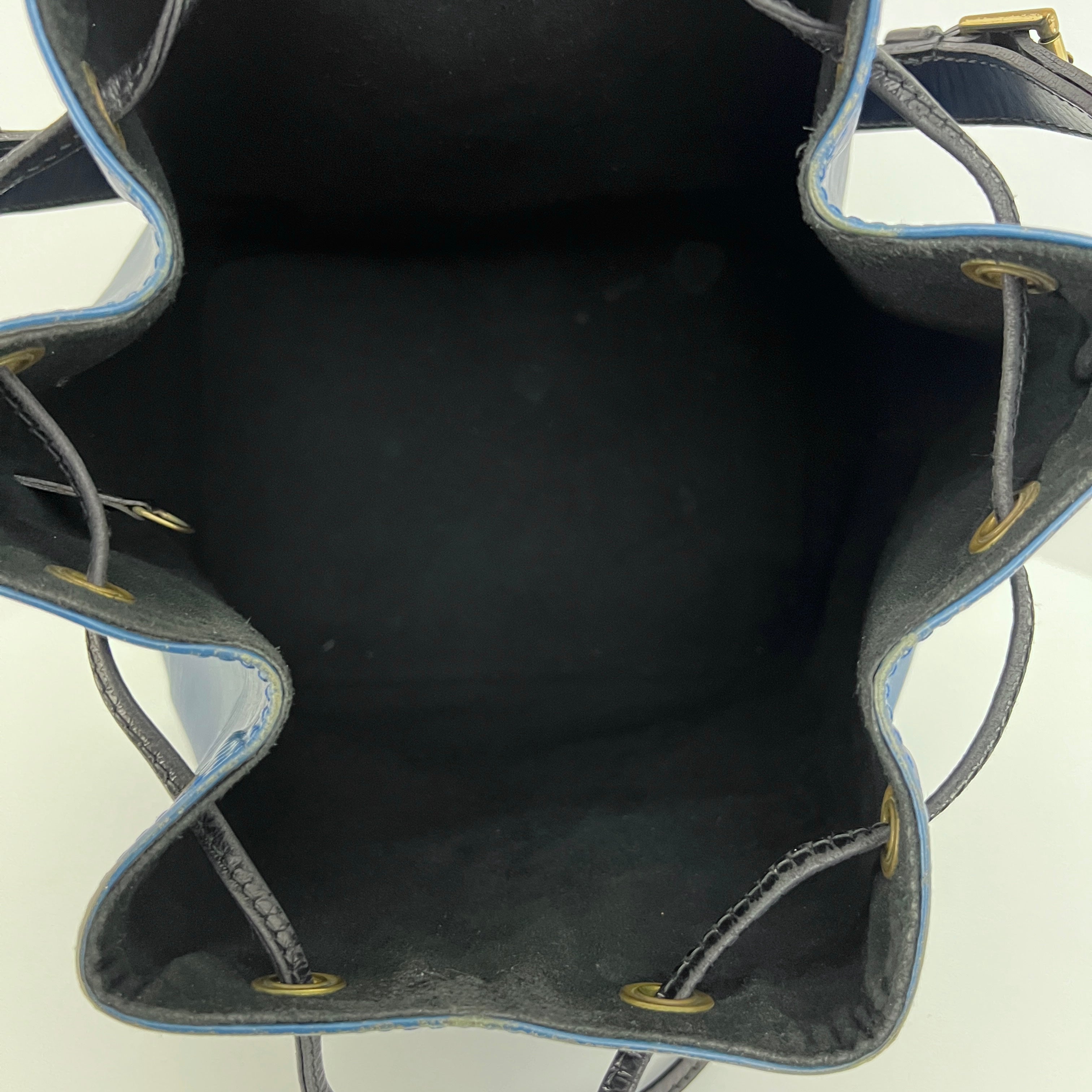 Sac LOUIS VUITTON Noé Petit cuir épi bleu