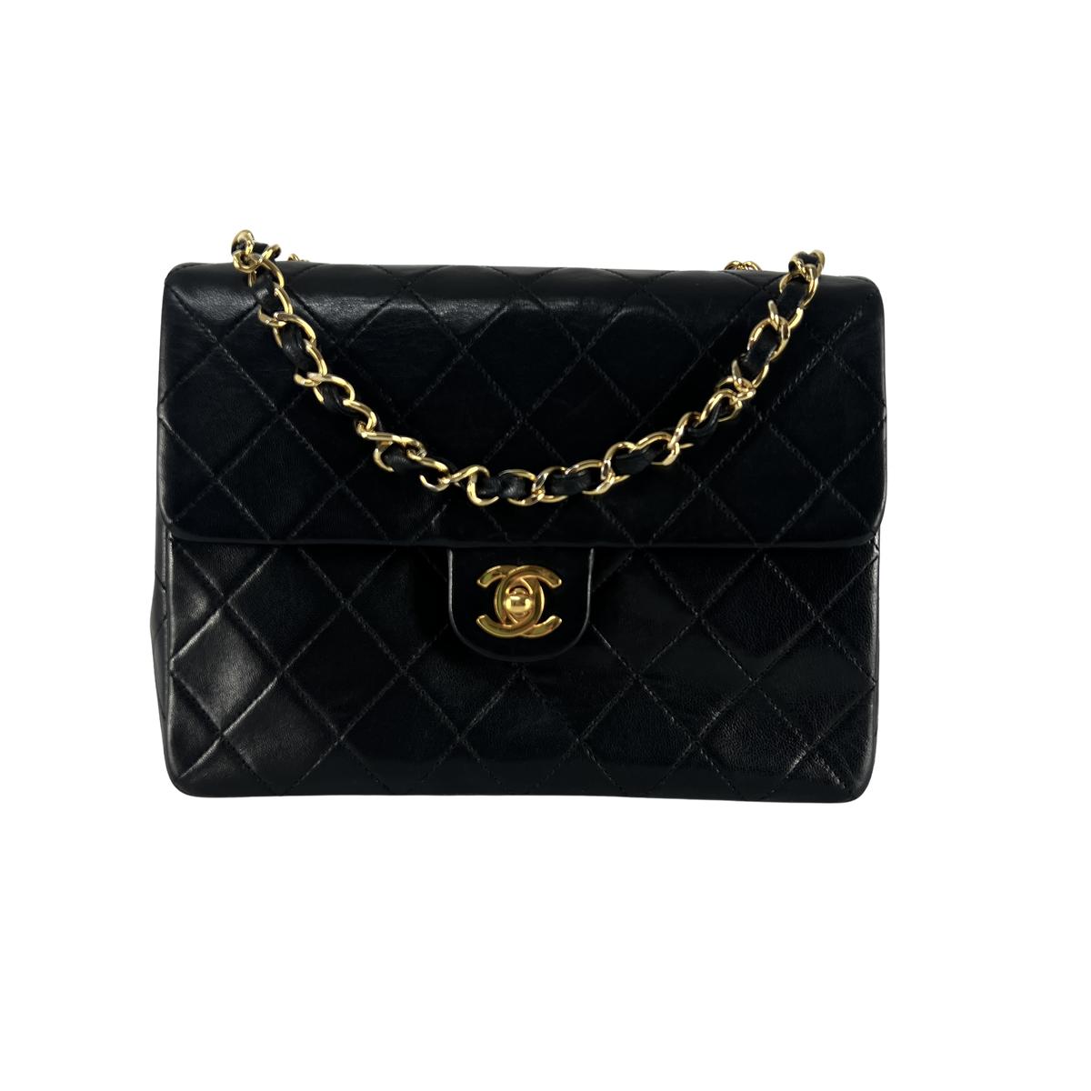 Sac à main CHANEL Timeless classique mini flap cuir noir