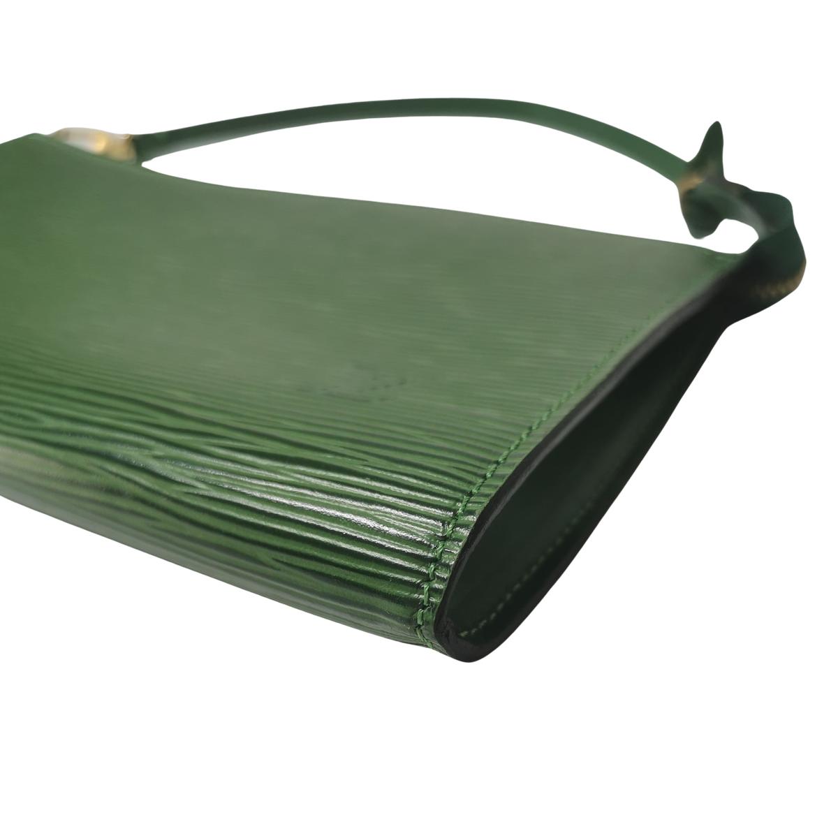 Sac à main LOUIS VUITTON Accessory cuir Vert