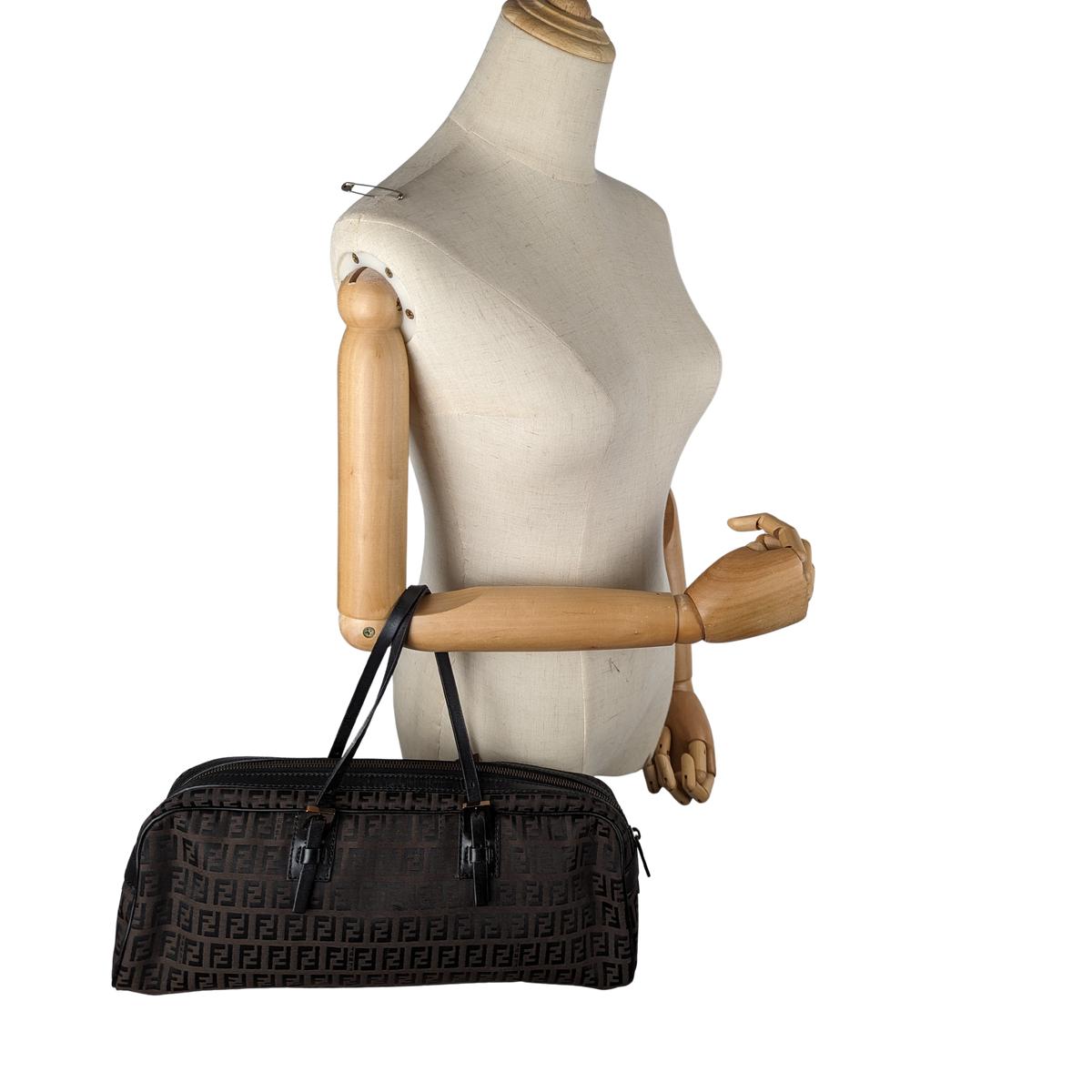 Sac à main FENDI Baguette toile et cuir Marron
