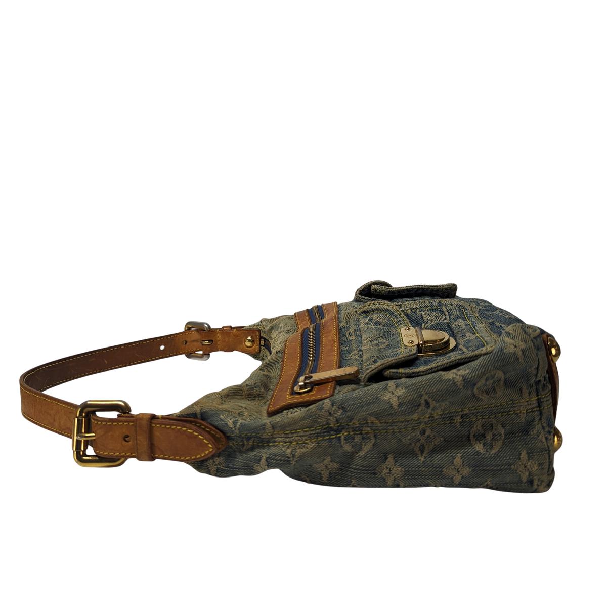 LOUIS VUITTON Baggy denim Blue handbag