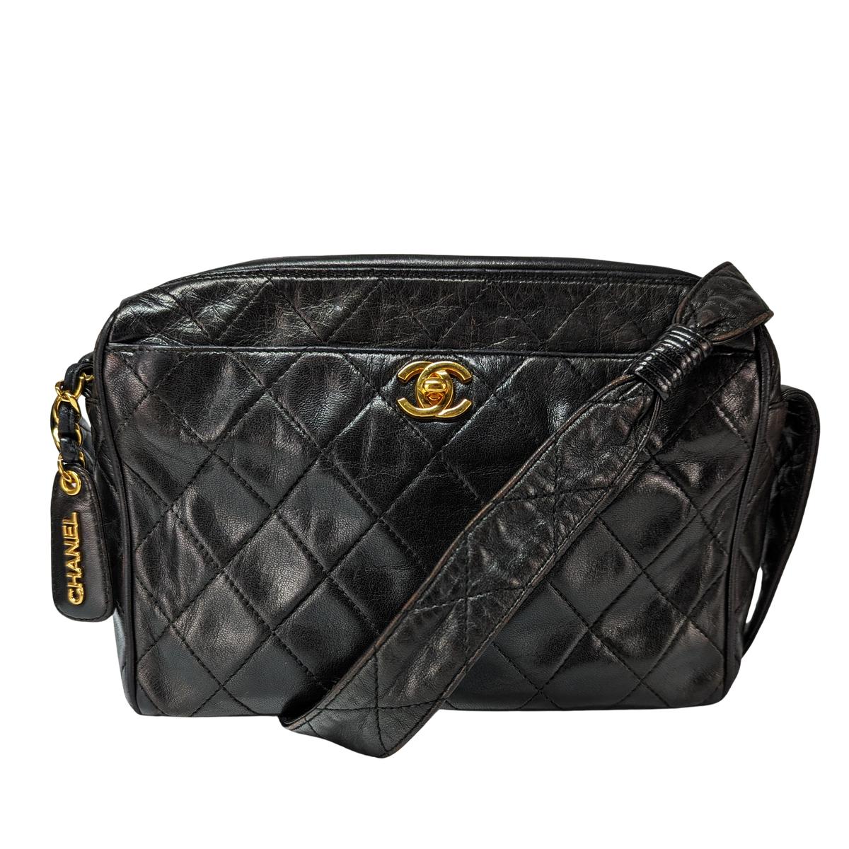 Sac à main CHANEL Camera cuir Noir