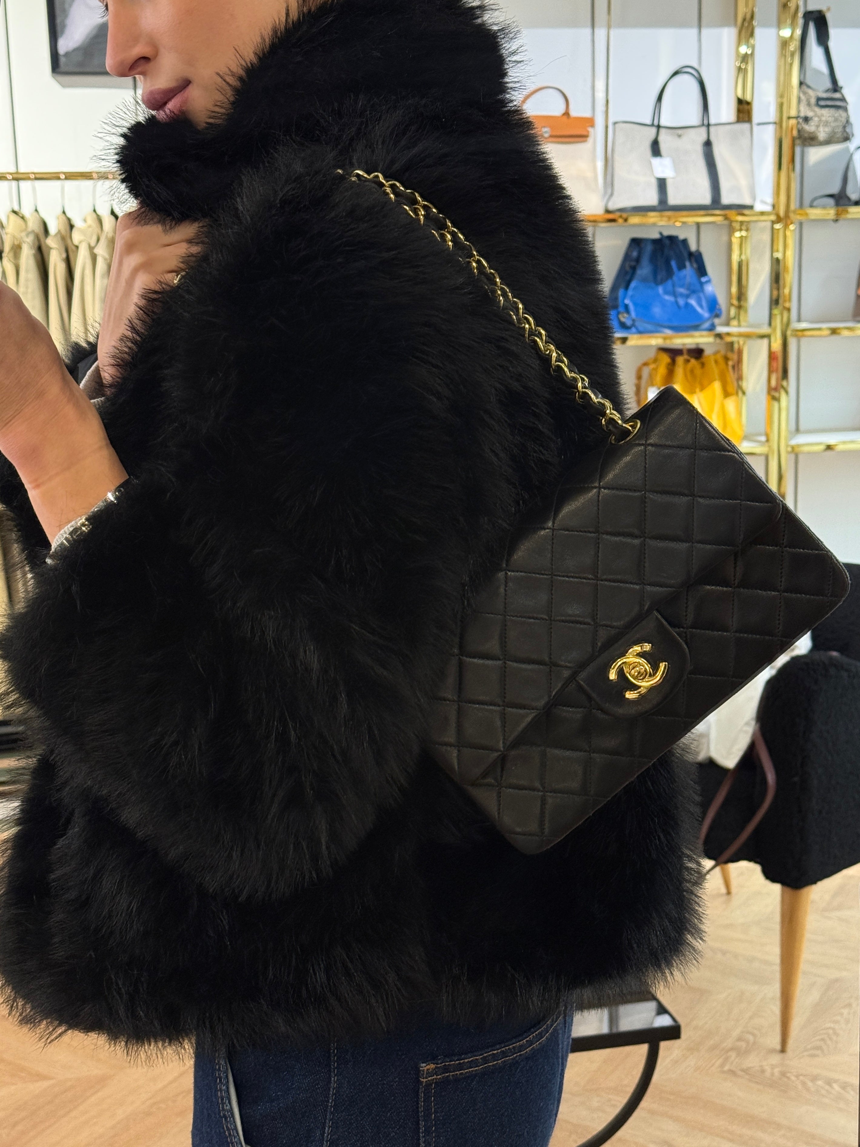 Sac à main CHANEL Timeless Classique Small Double Flap cuir d'agneau noir