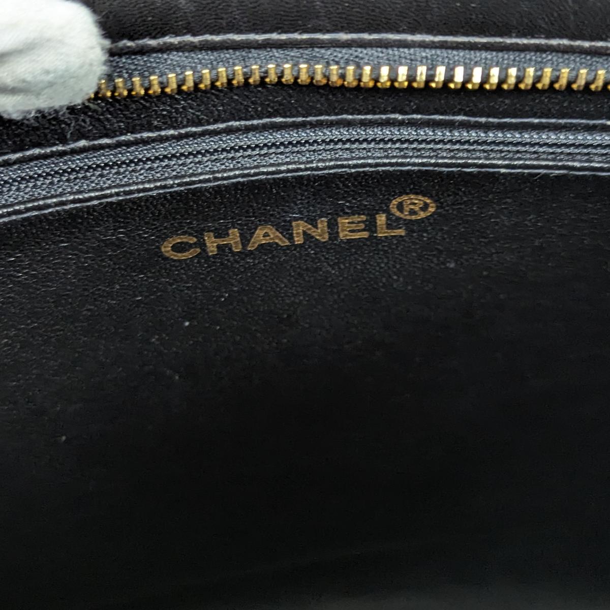 CHANEL Medallion Black Leather Handbag