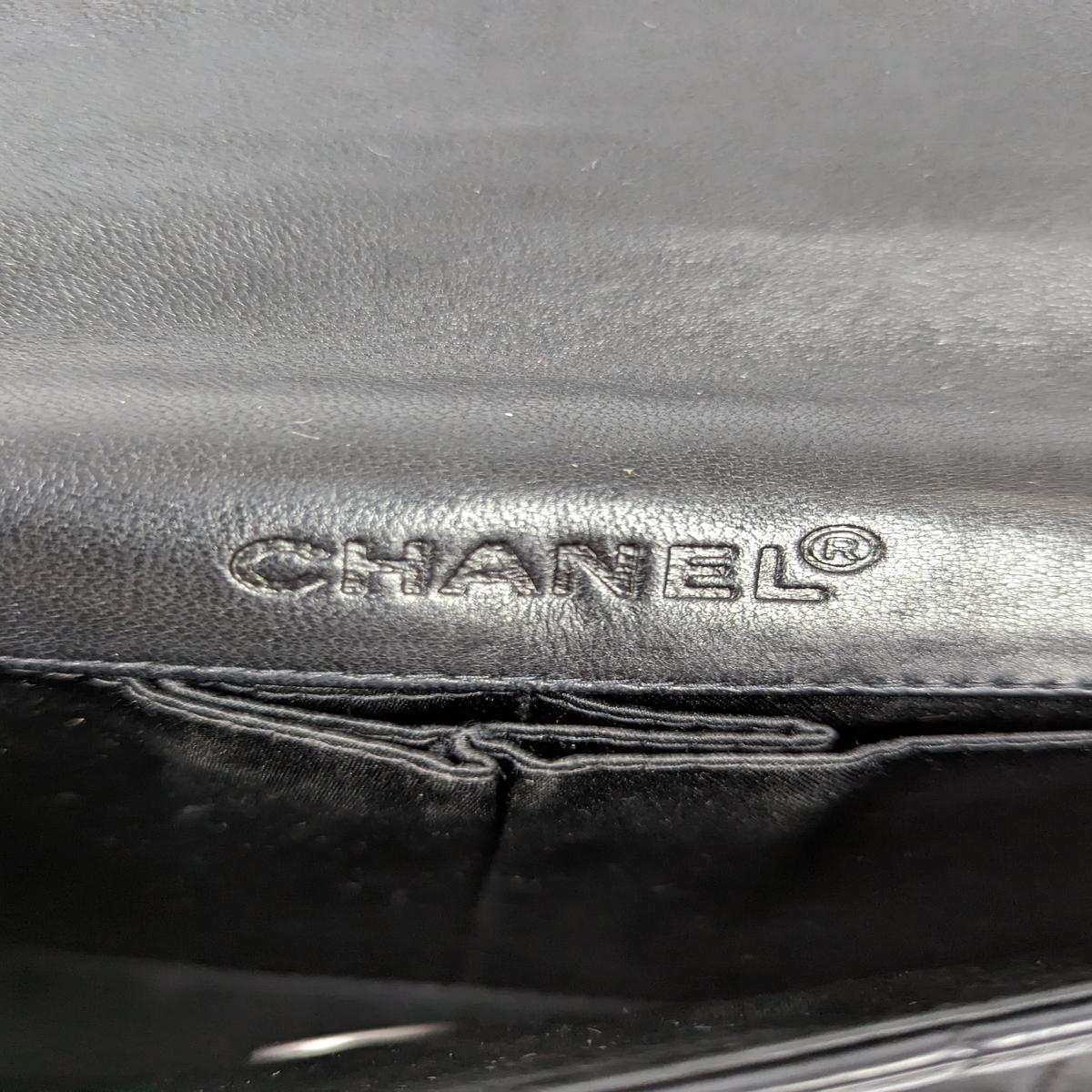 CHANEL East West Chocolate Bar Leather Handbag Black