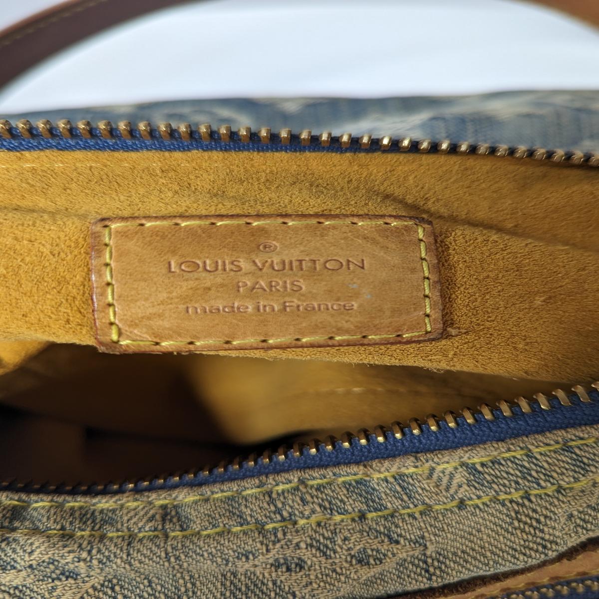 LOUIS VUITTON Baggy denim Blue handbag