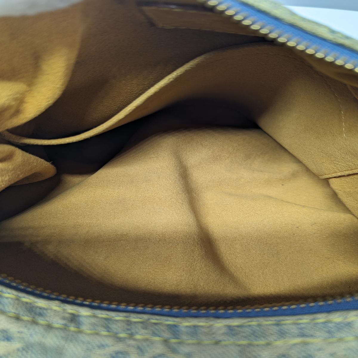 LOUIS VUITTON Baggy denim Blue handbag
