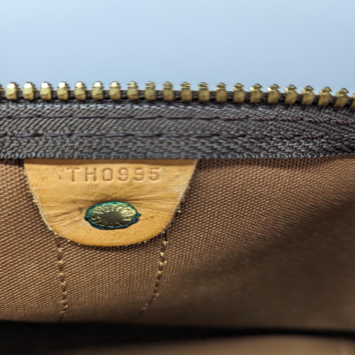 LOUIS VUITTON Keepall 50 canvas and leather travel bag Brown S082420