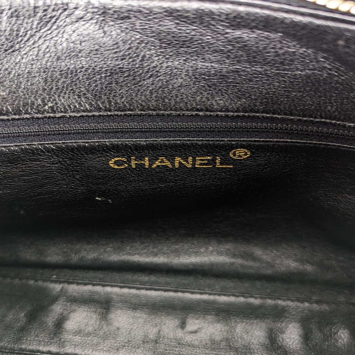 CHANEL Camera leather handbag Black