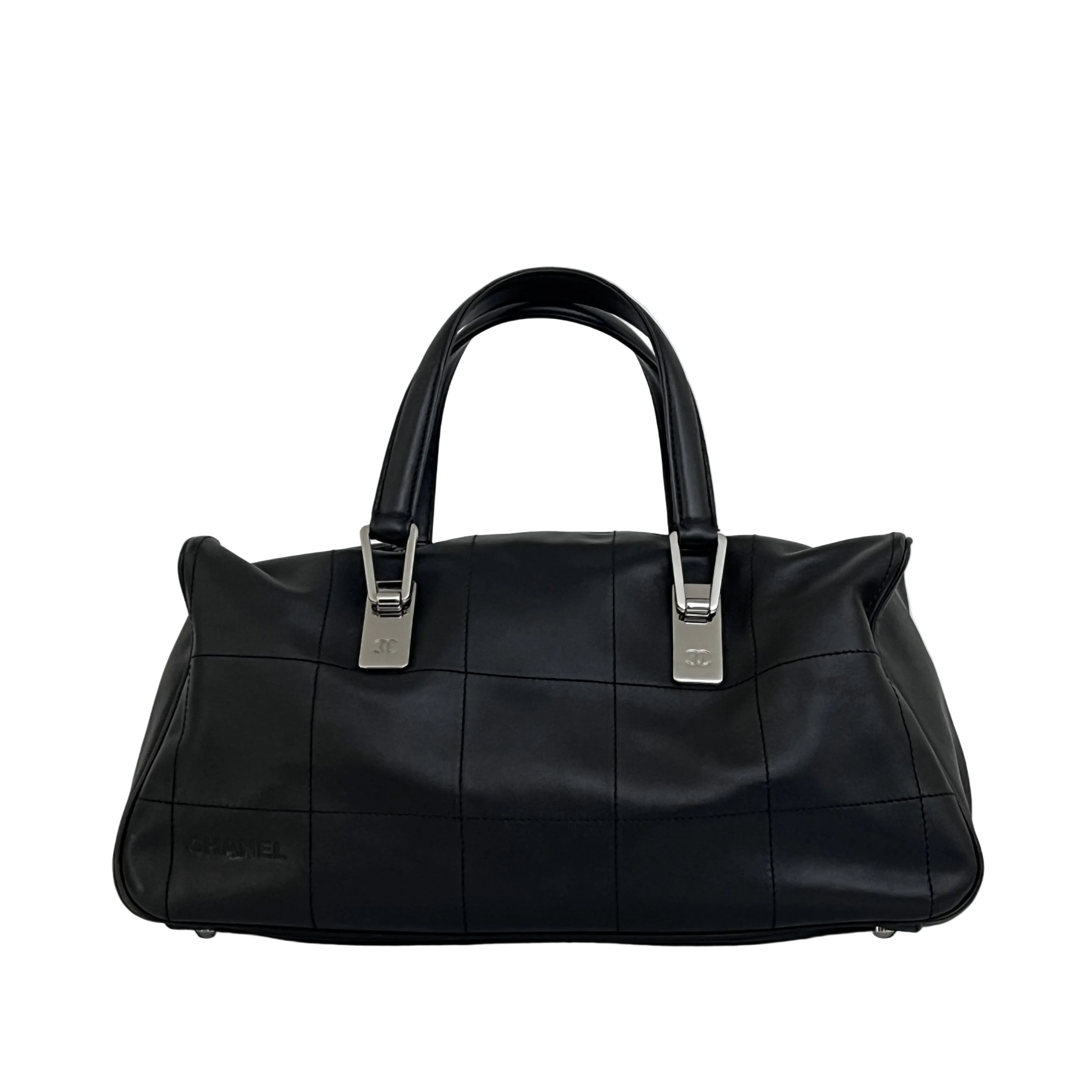 Sac CHANEL Boston Chocolate Bar cuir d'agneau noir vintage 2002-2003