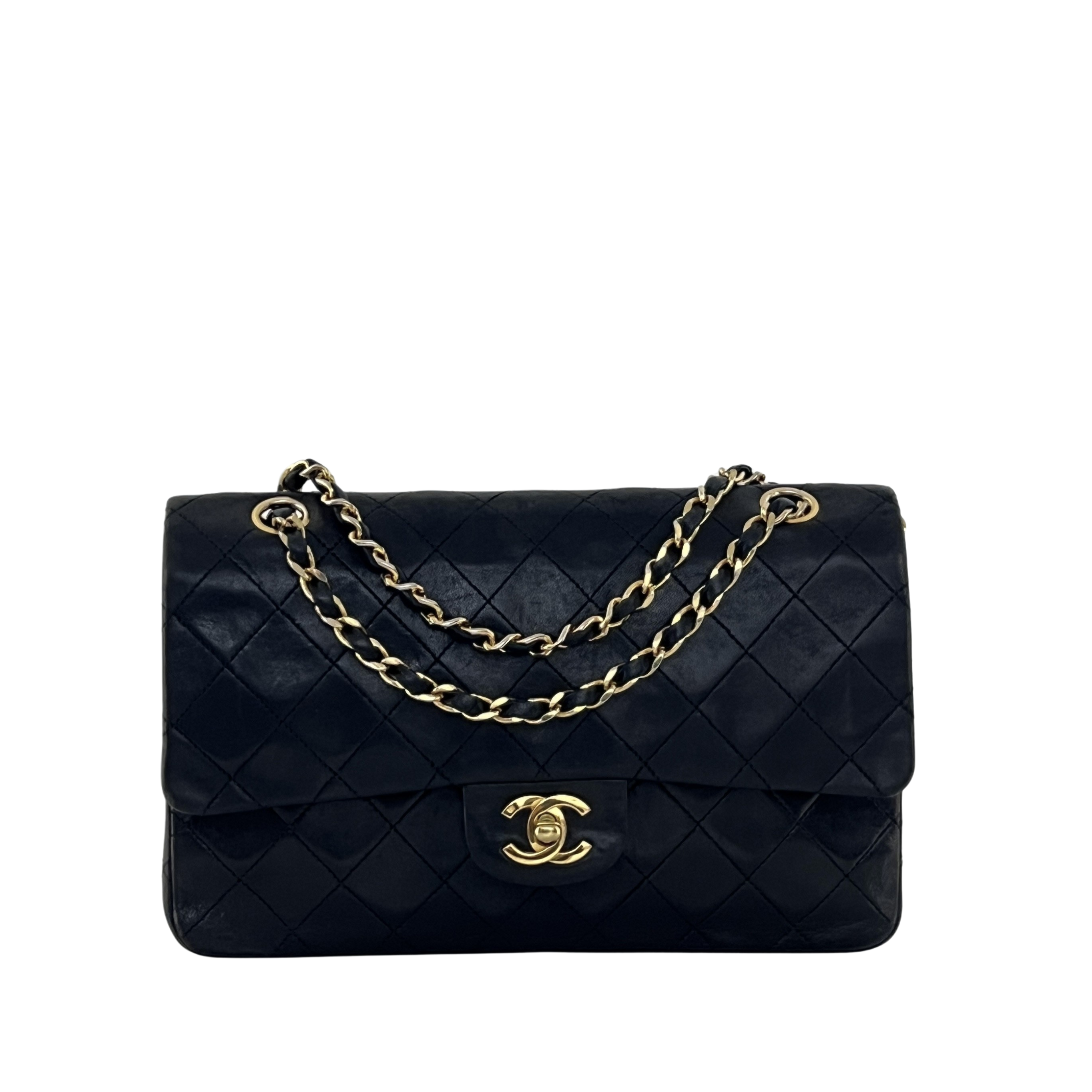 Sac à main CHANEL Timeless Classique Medium Double Flap cuir d'agneau noir
