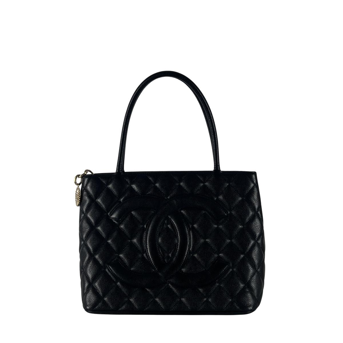 Sac à main CHANEL Medaillon cuir noir