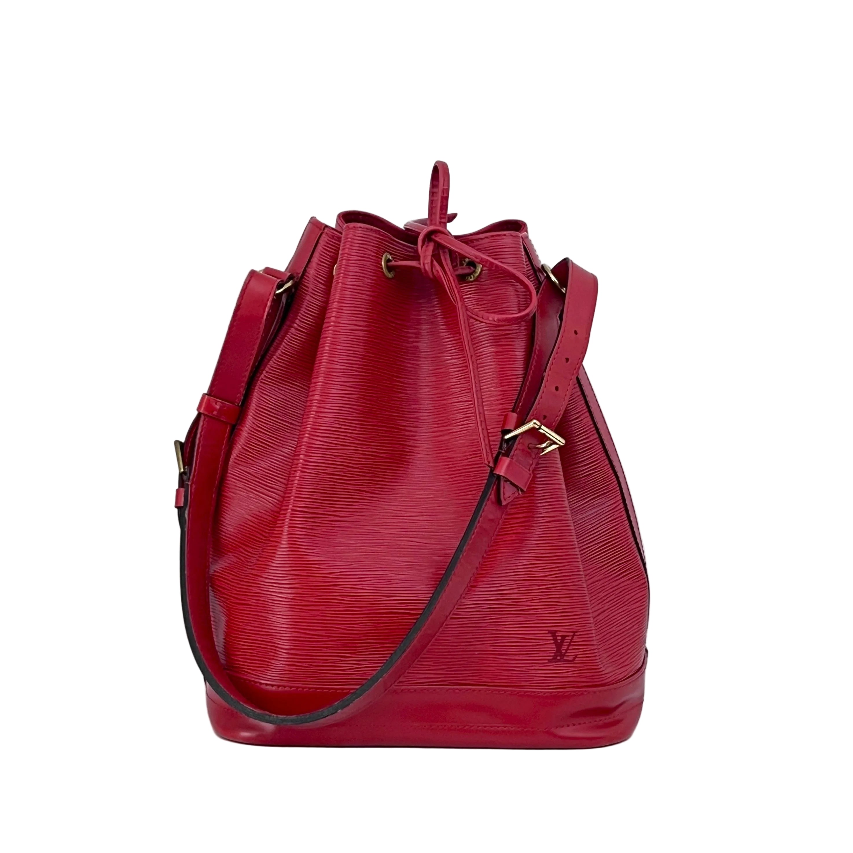 LOUIS VUITTON Noé bag in red Epi leather