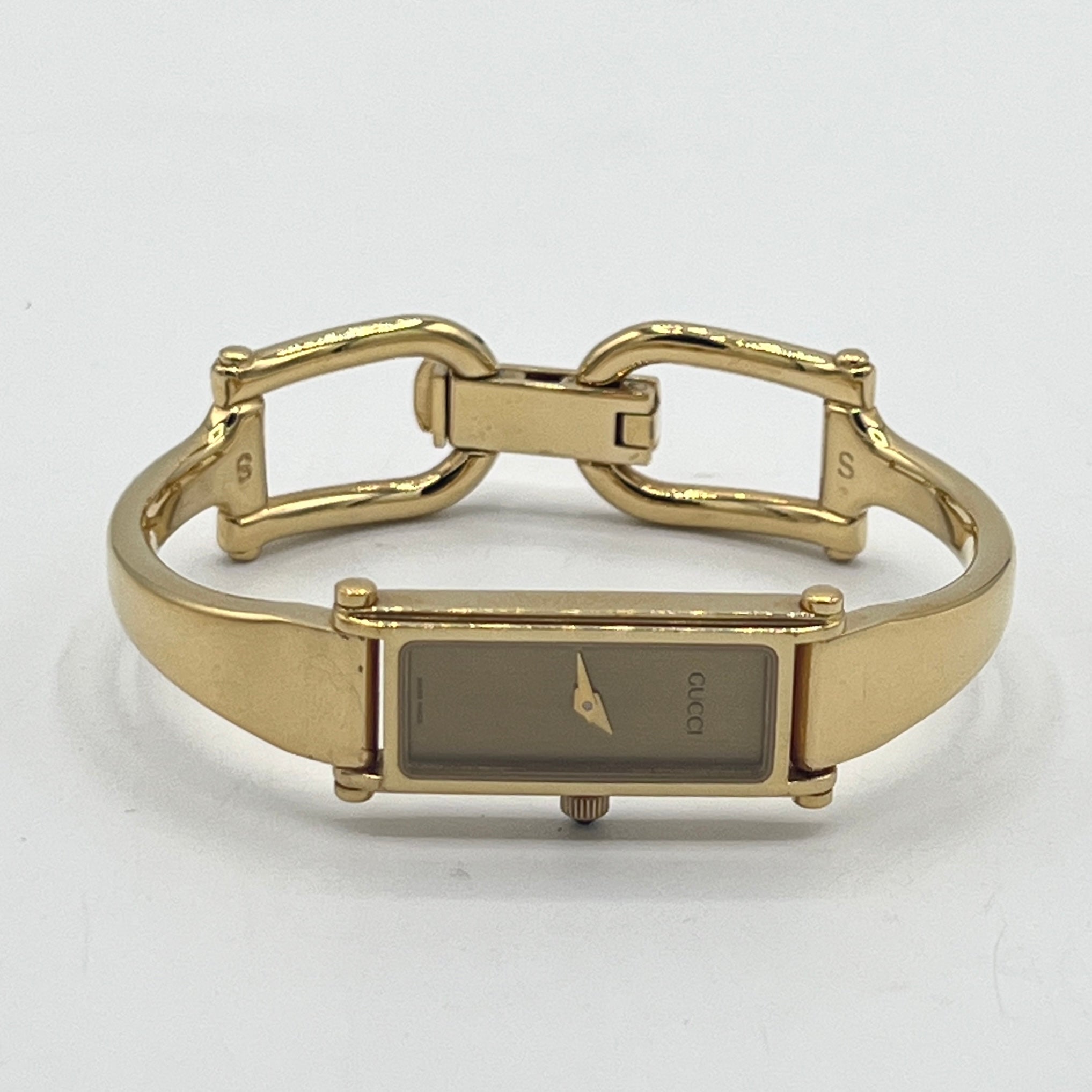 Montre GUCCI 1500 plaqué or Doré