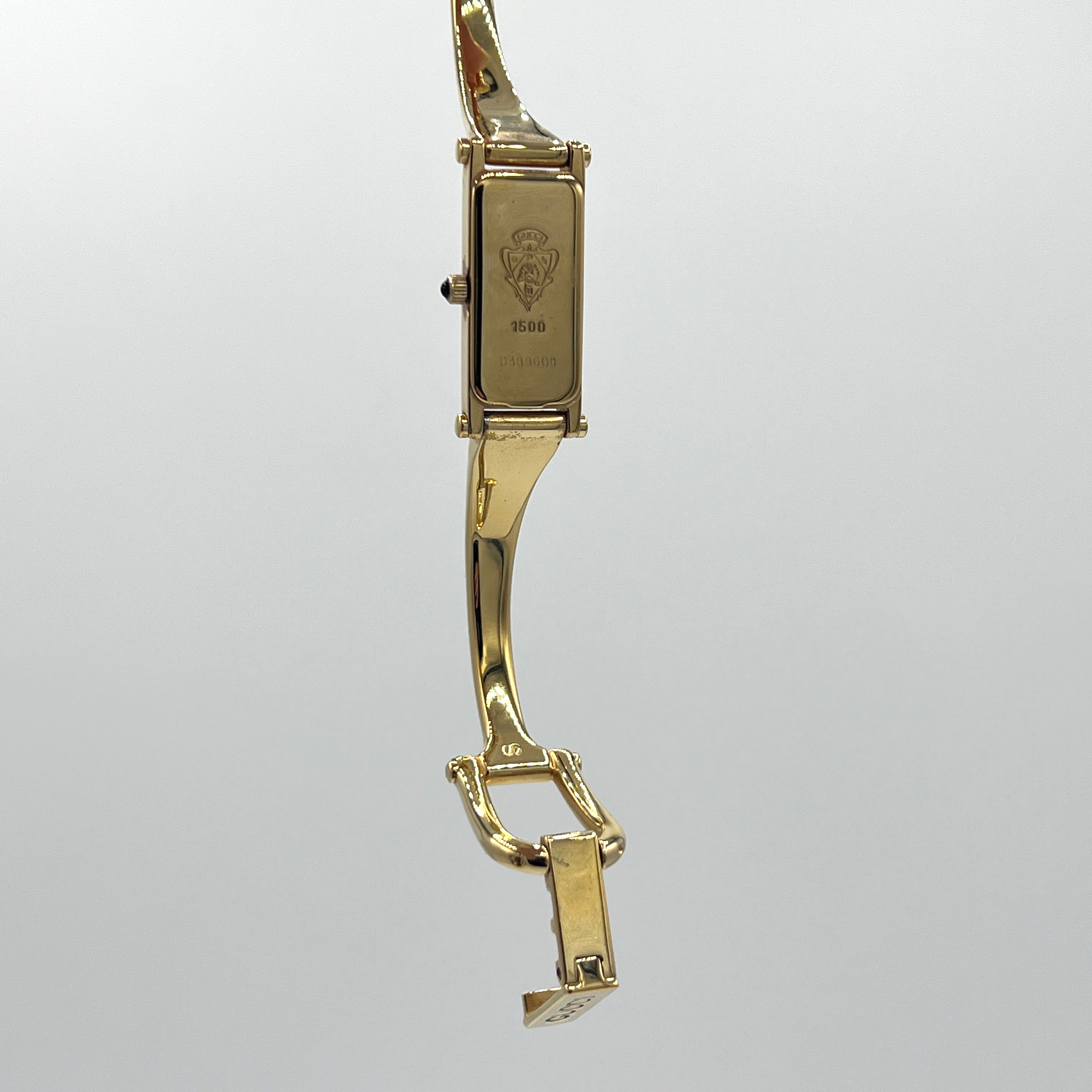 Montre GUCCI 1500 plaqué or Doré