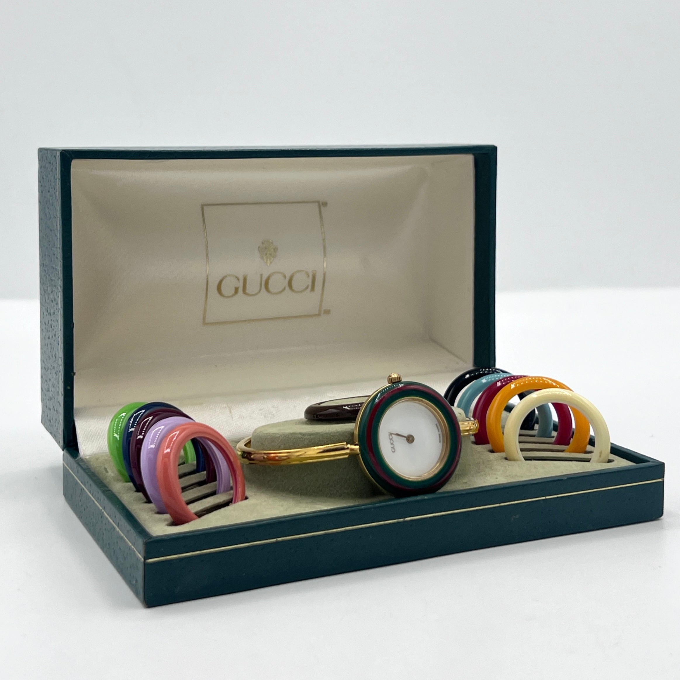 Montre GUCCI 11/12.2 plaqué or Doré