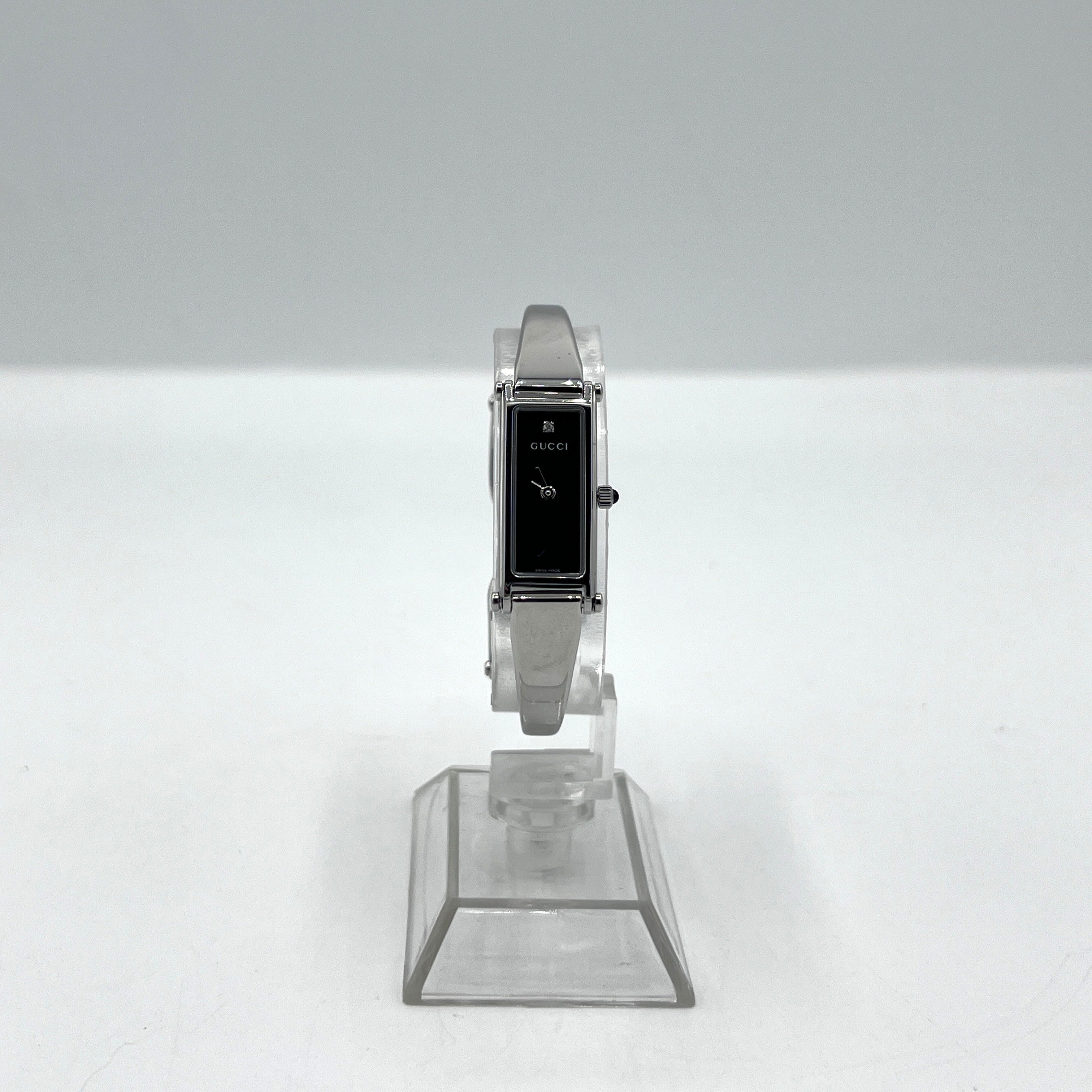 Montre GUCCI 1500 L acier Argenté