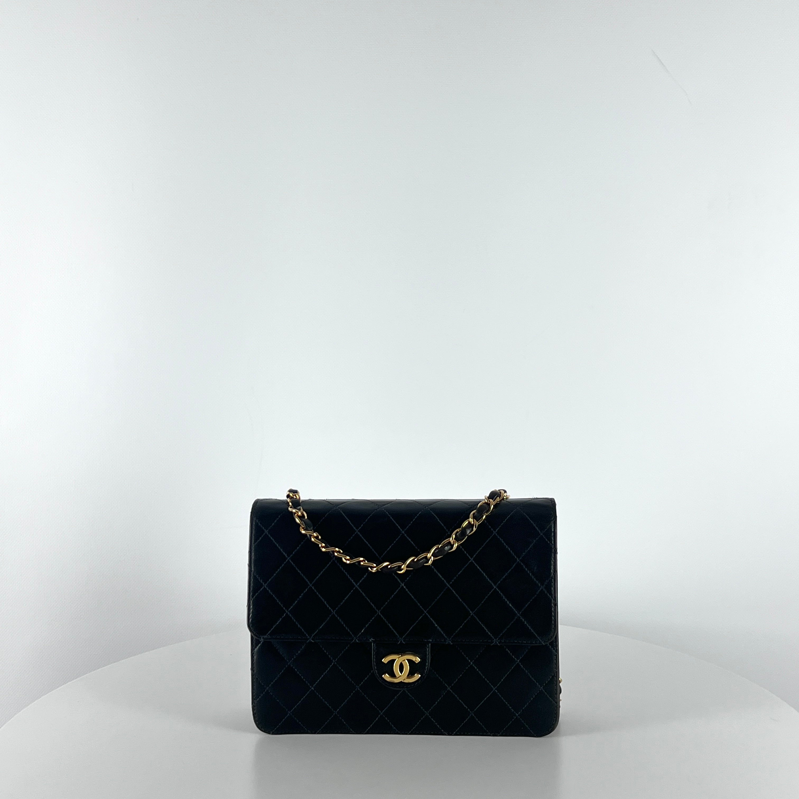 Sac à main CHANEL Single Flap cuir noir