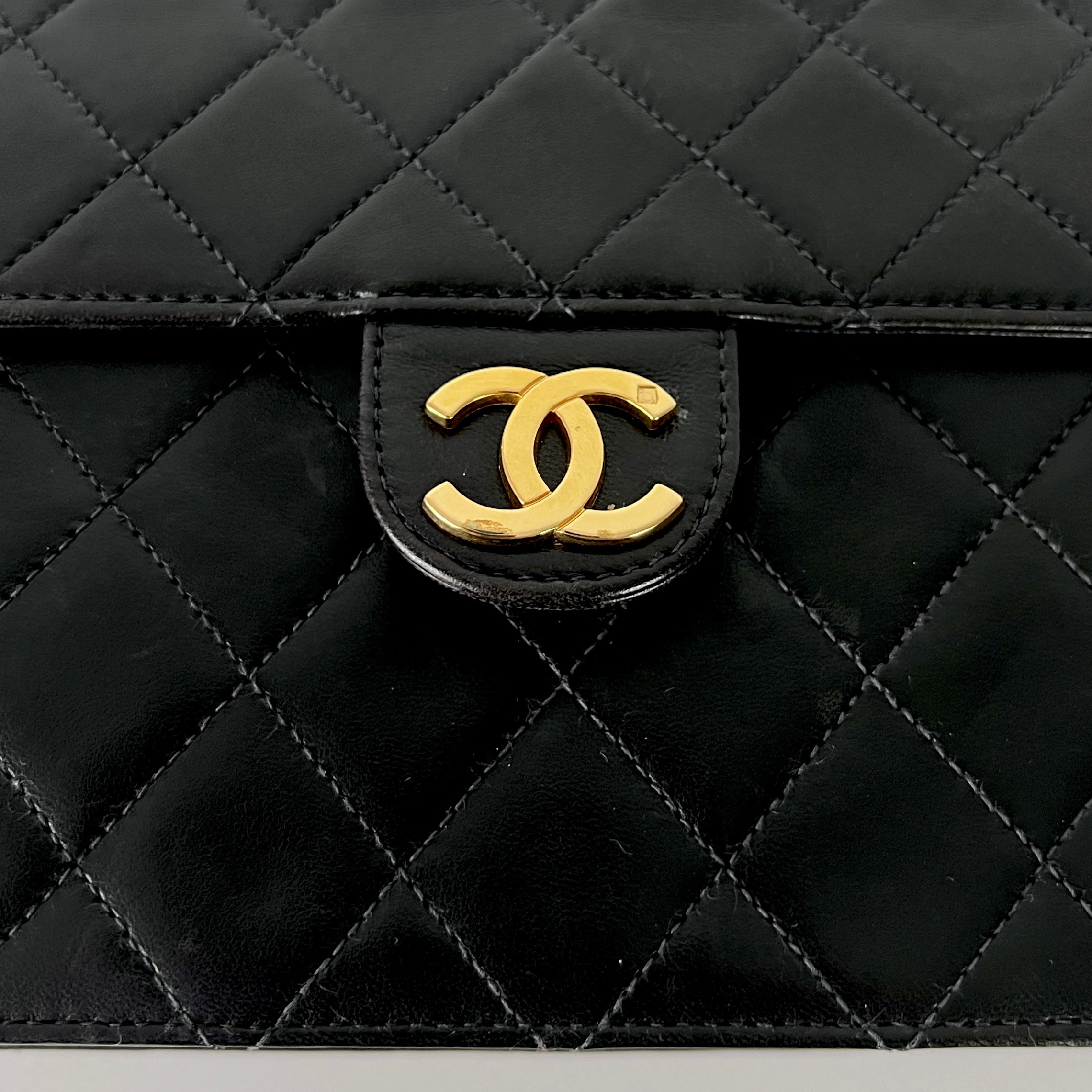 Sac à main CHANEL Single Flap cuir noir