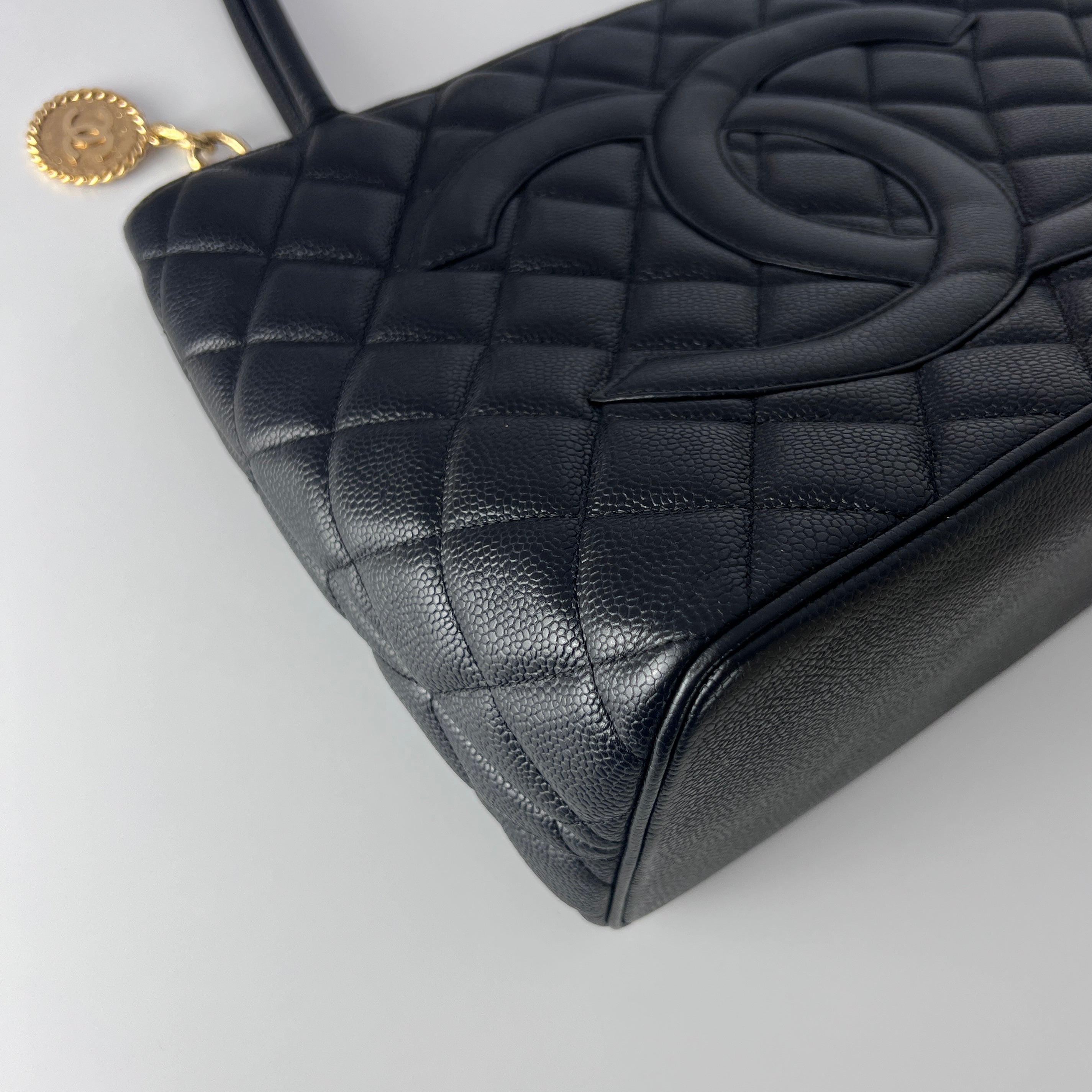 CHANEL Medaillon black leather handbag