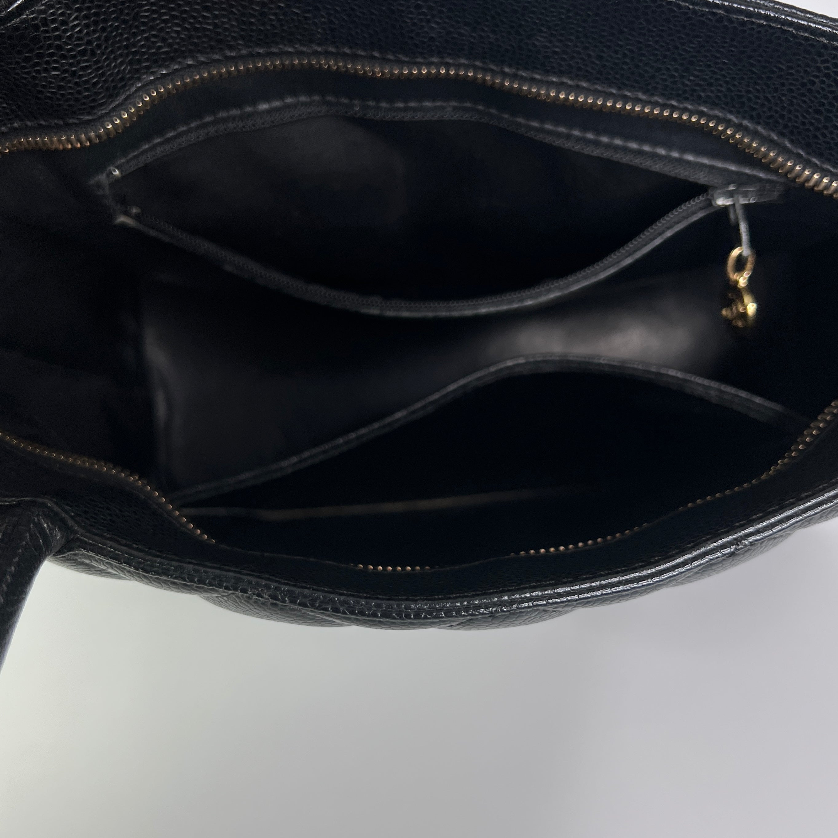 CHANEL Medaillon black leather handbag