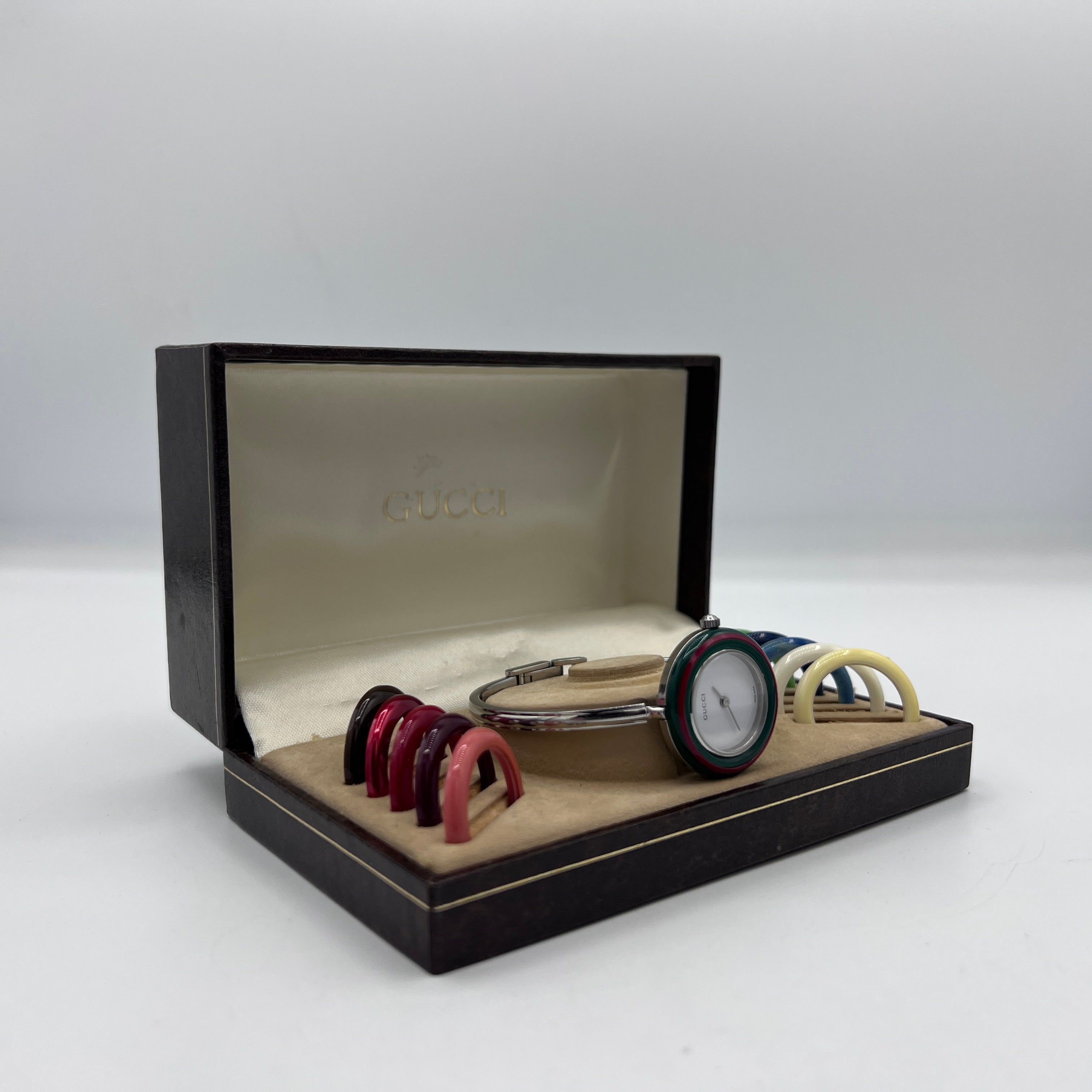 Montre GUCCI 11/12.2 acier argenté
