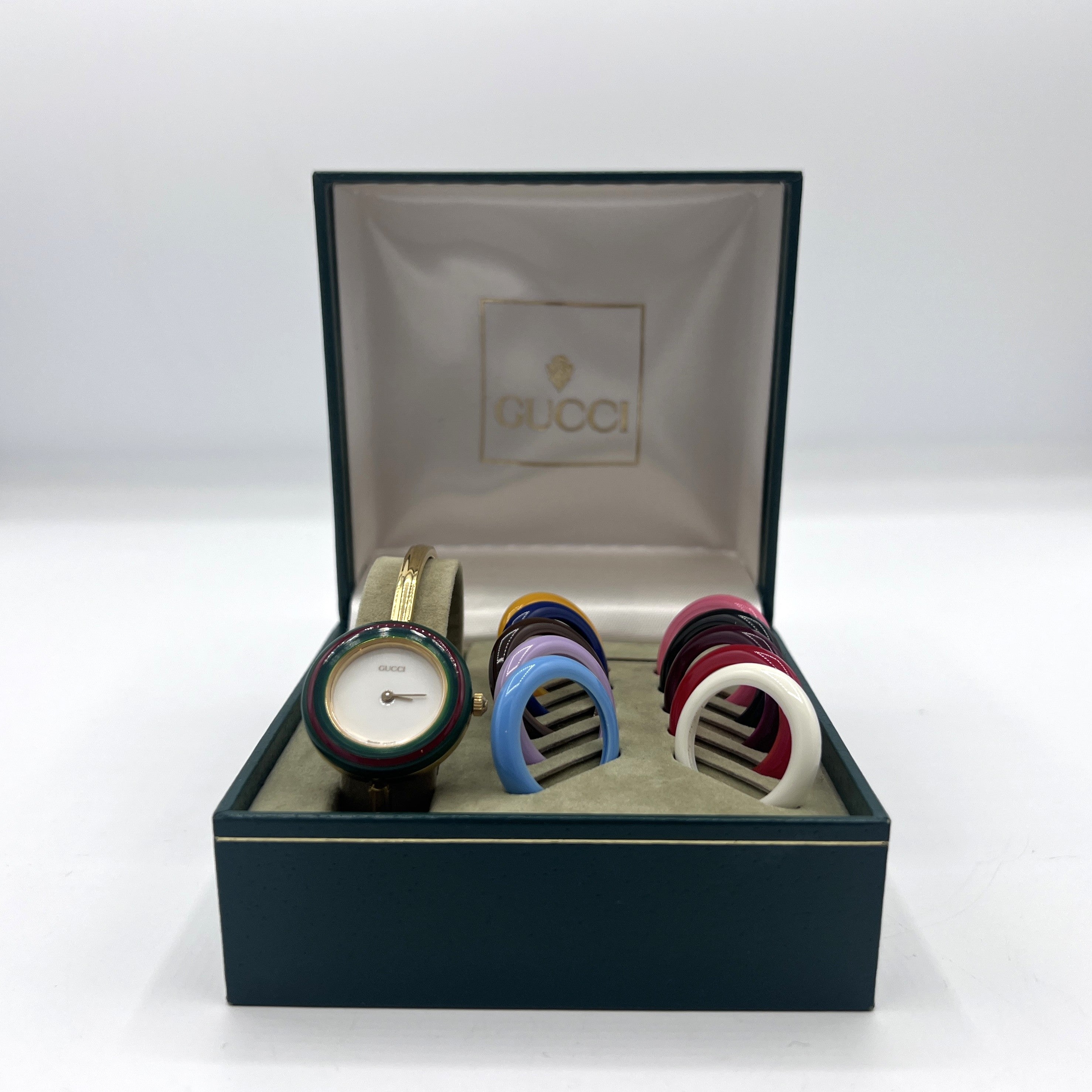 Montre GUCCI 11/12.2 plaqué or doré