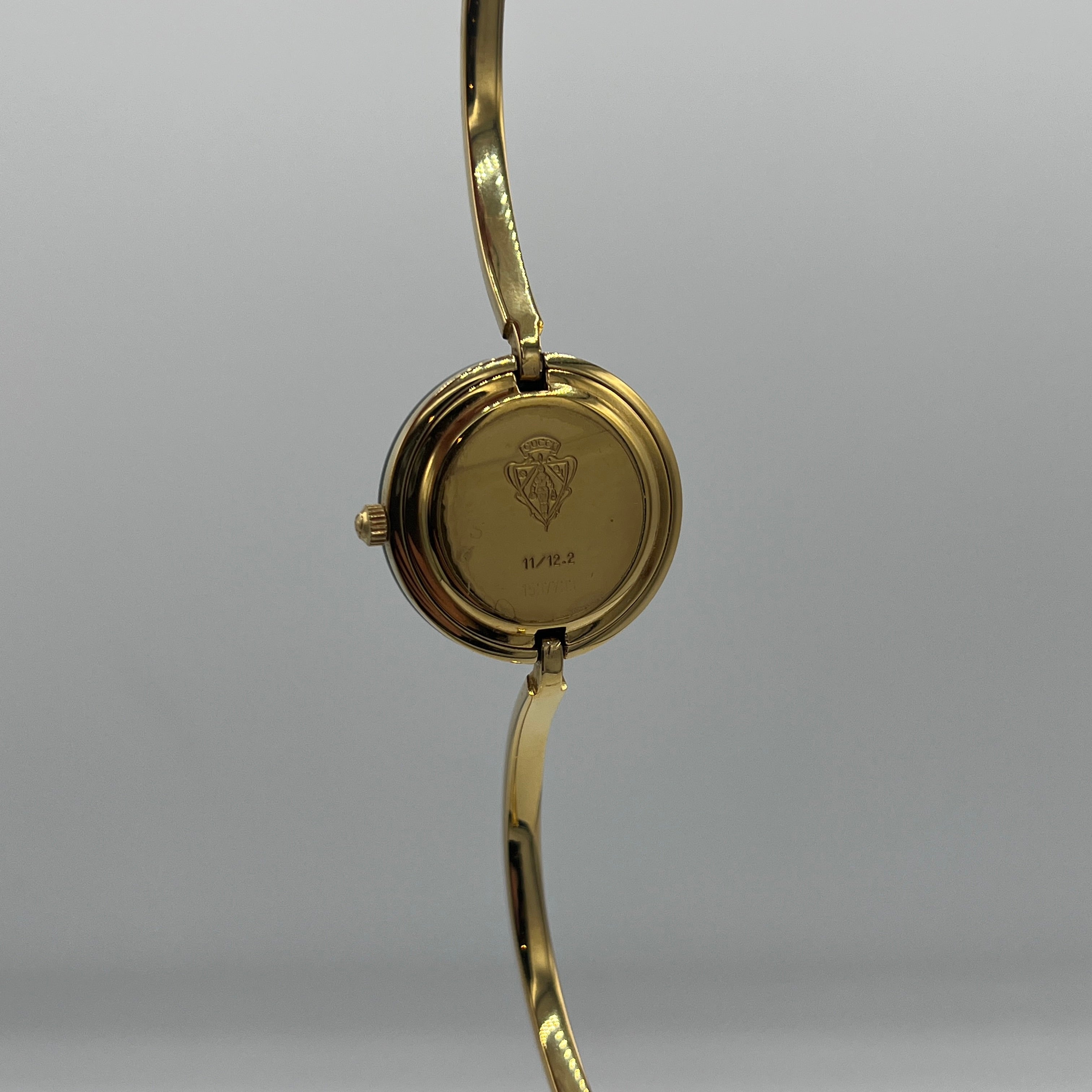 Montre GUCCI 11/12.2 plaqué or doré