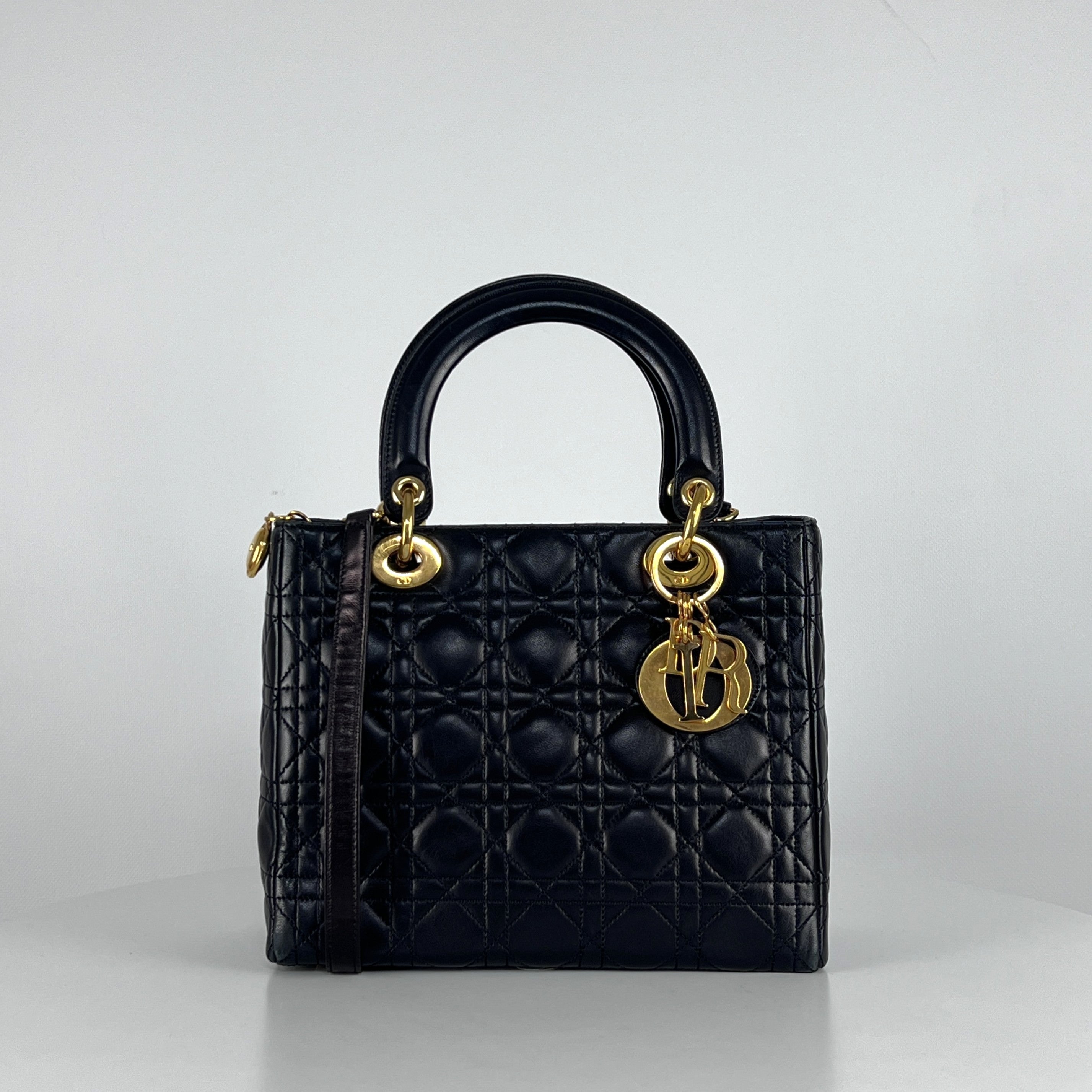 Sac à main DIOR Lady Dior cuir noir