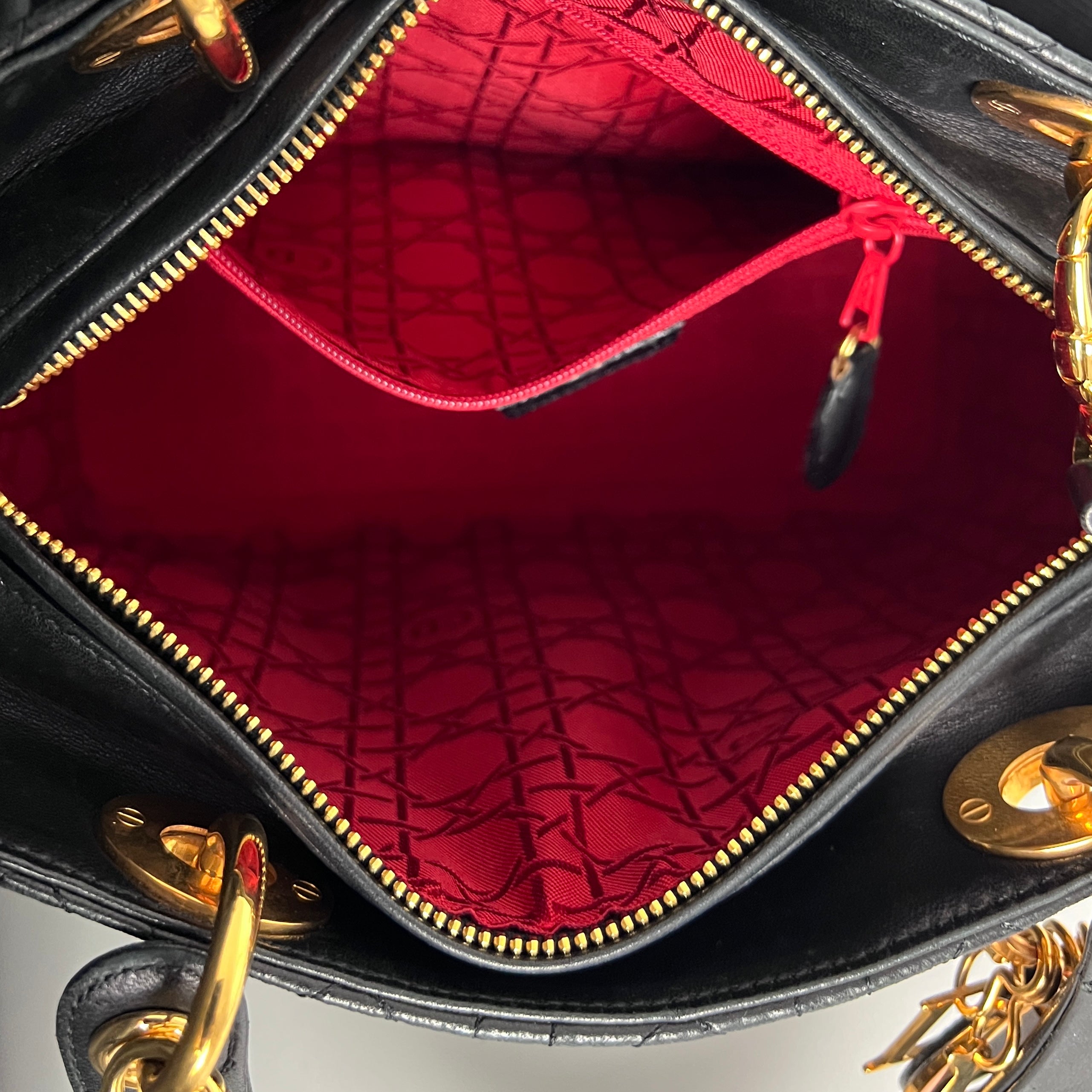 Sac à main DIOR Lady Dior cuir noir