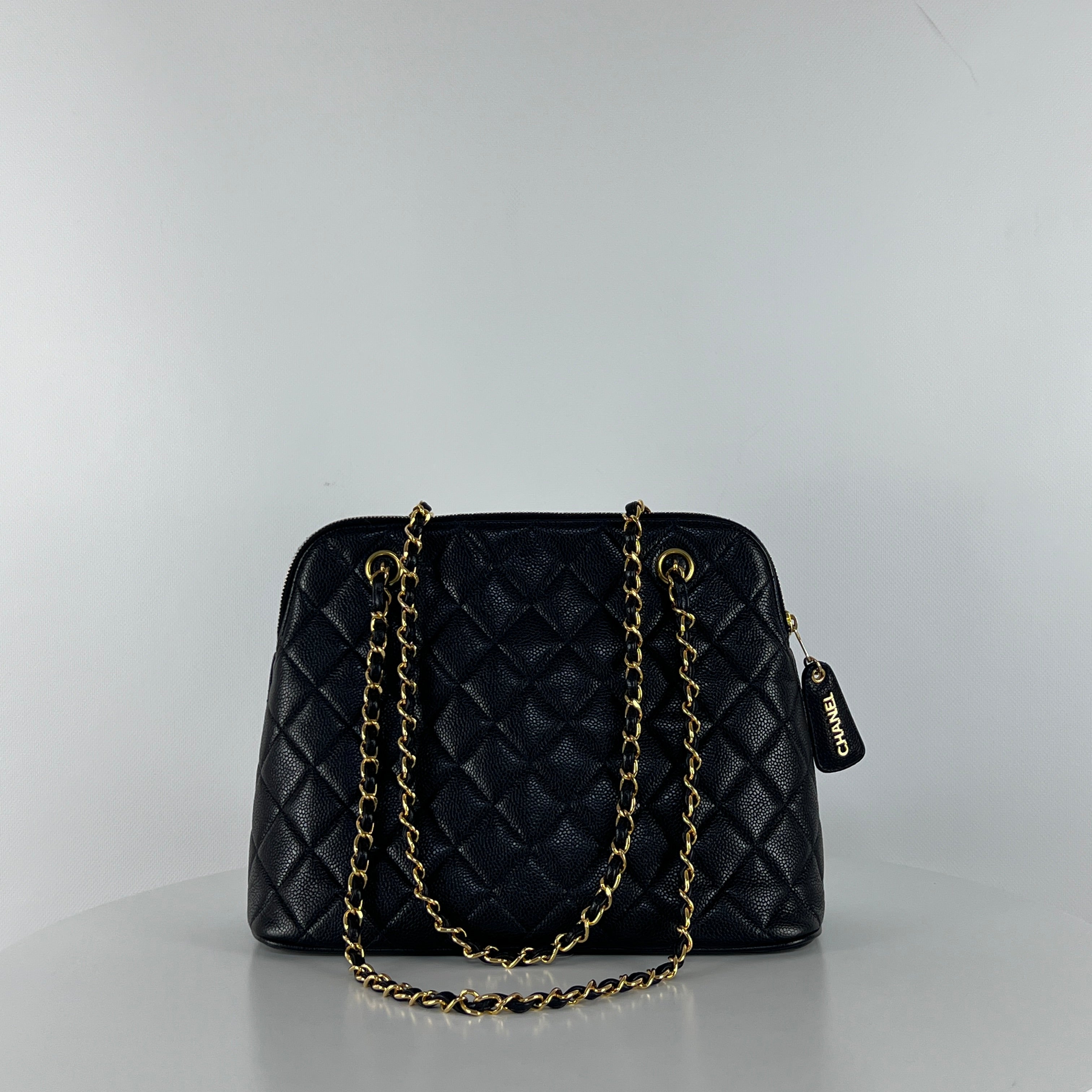 Sac à main CHANEL Shopping cuir noir
