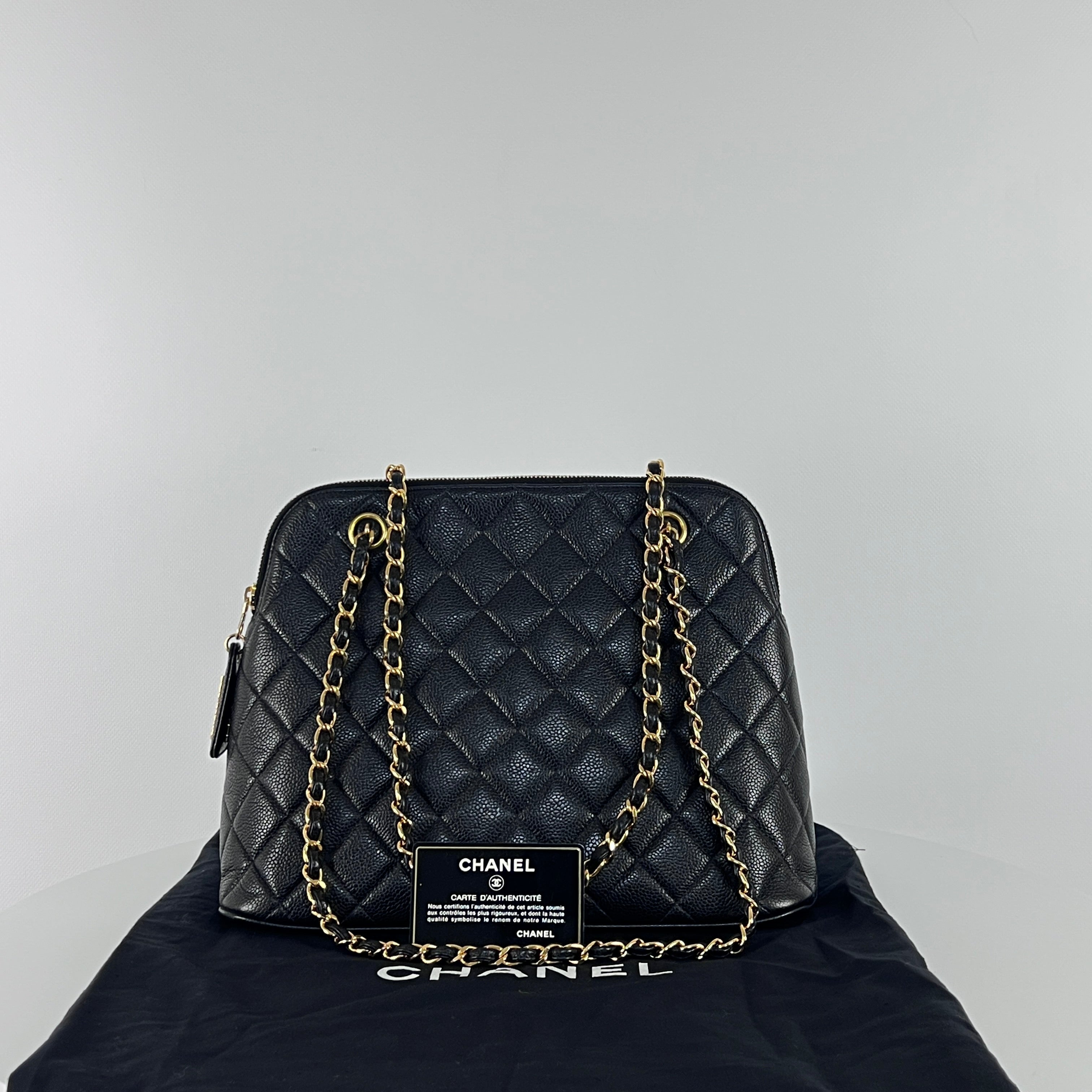 Sac à main CHANEL Shopping cuir noir