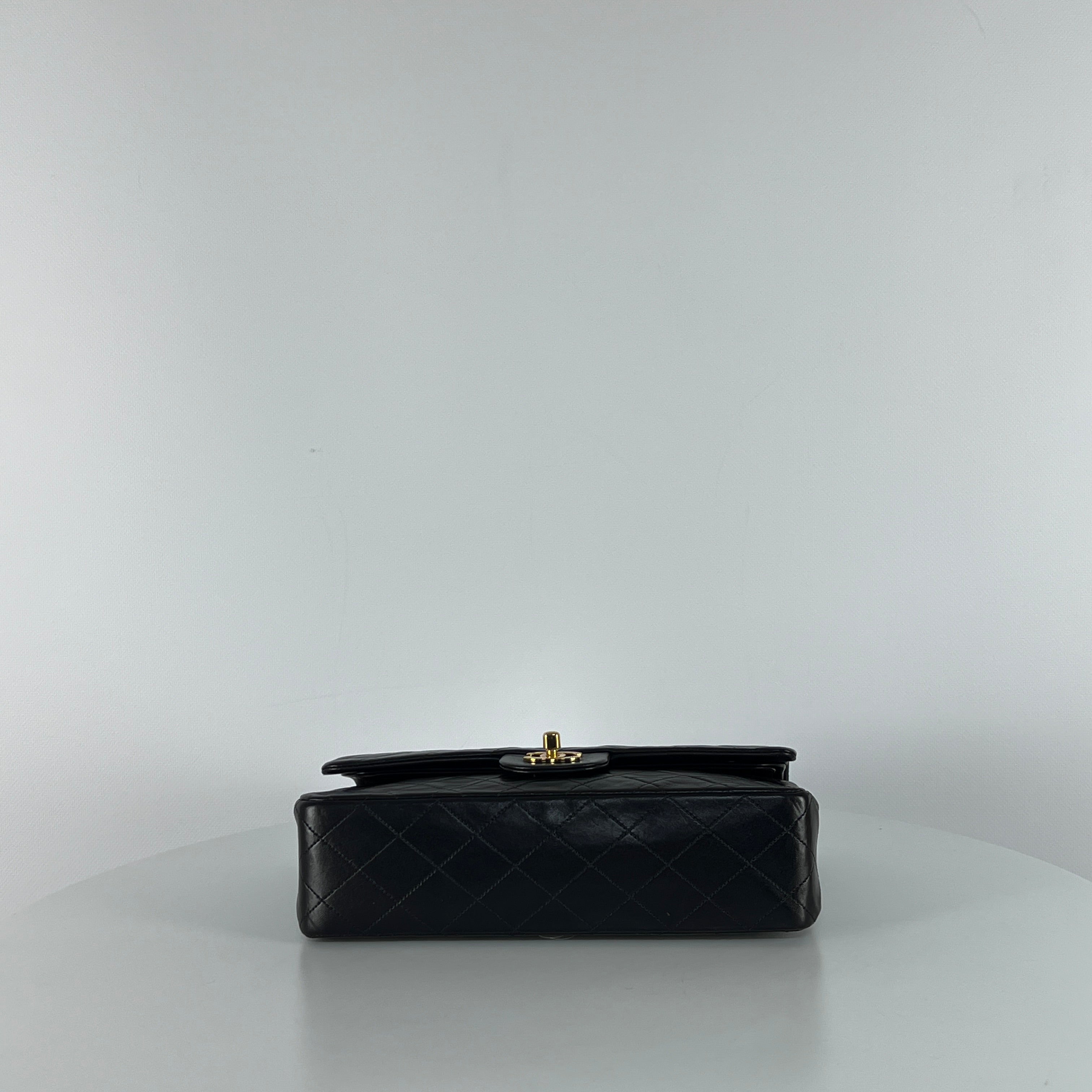 Sac à main CHANEL Timeless Classique Medium cuir noir