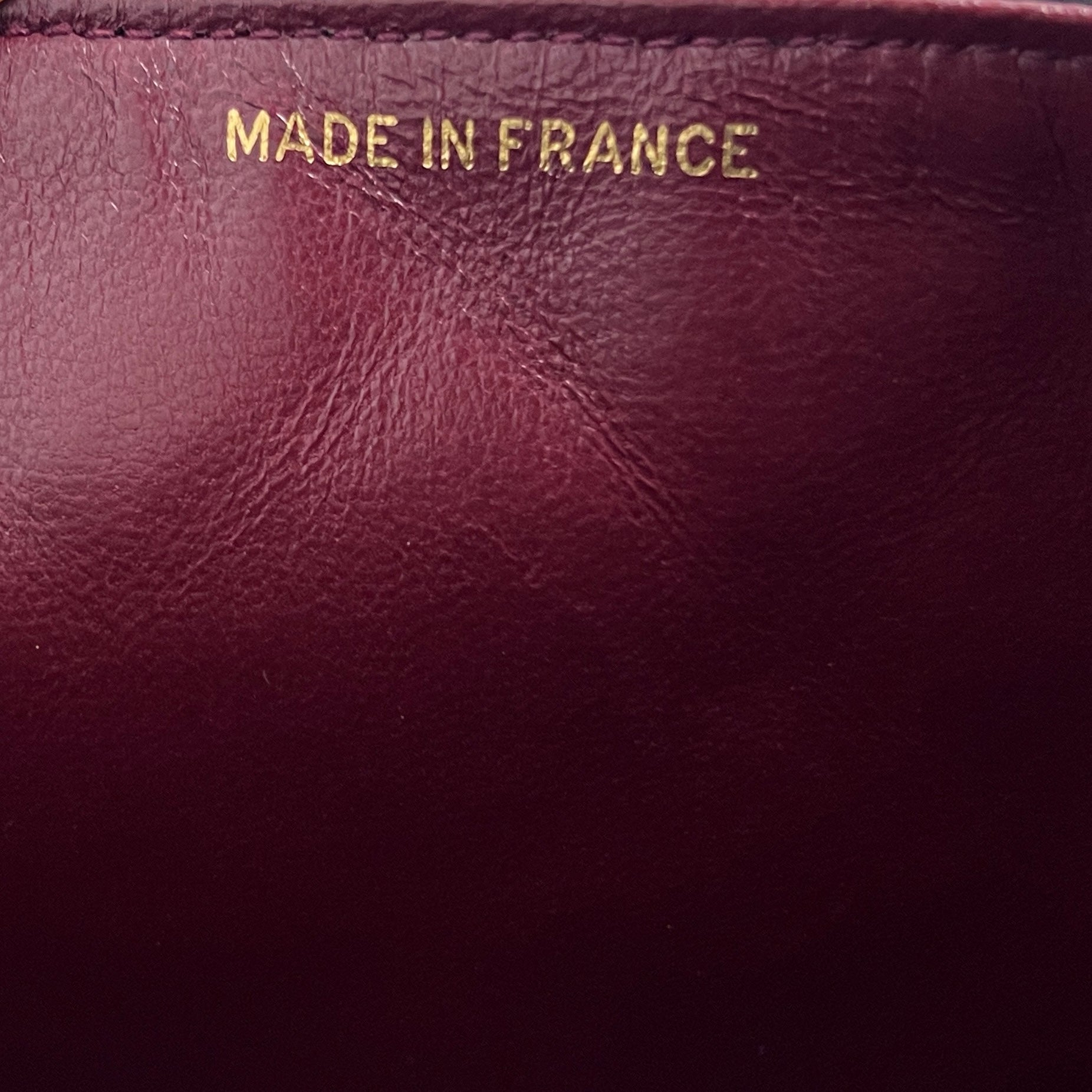 Sac à main CHANEL Diana cuir noir