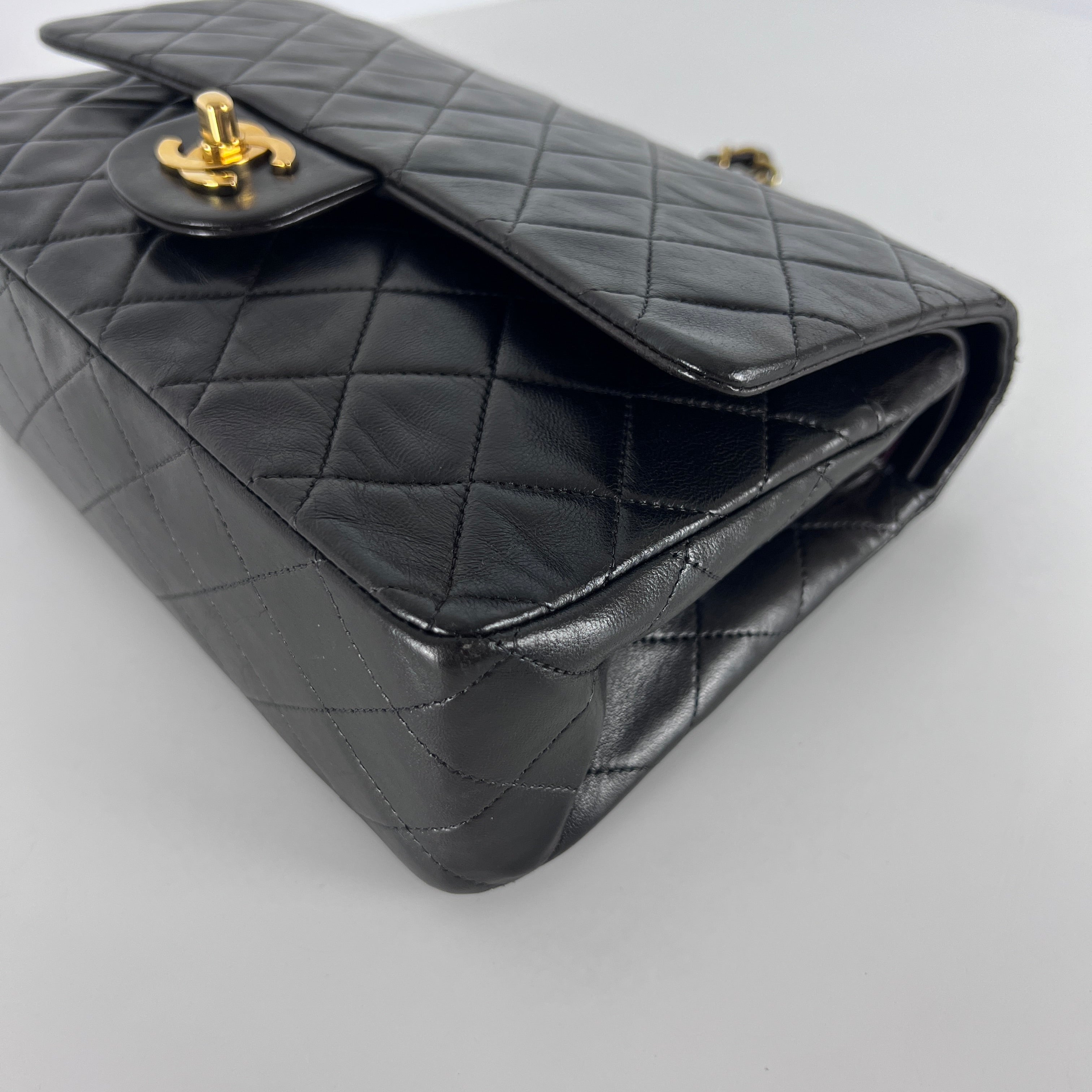 Sac à main CHANEL Timeless Classique Medium cuir noir
