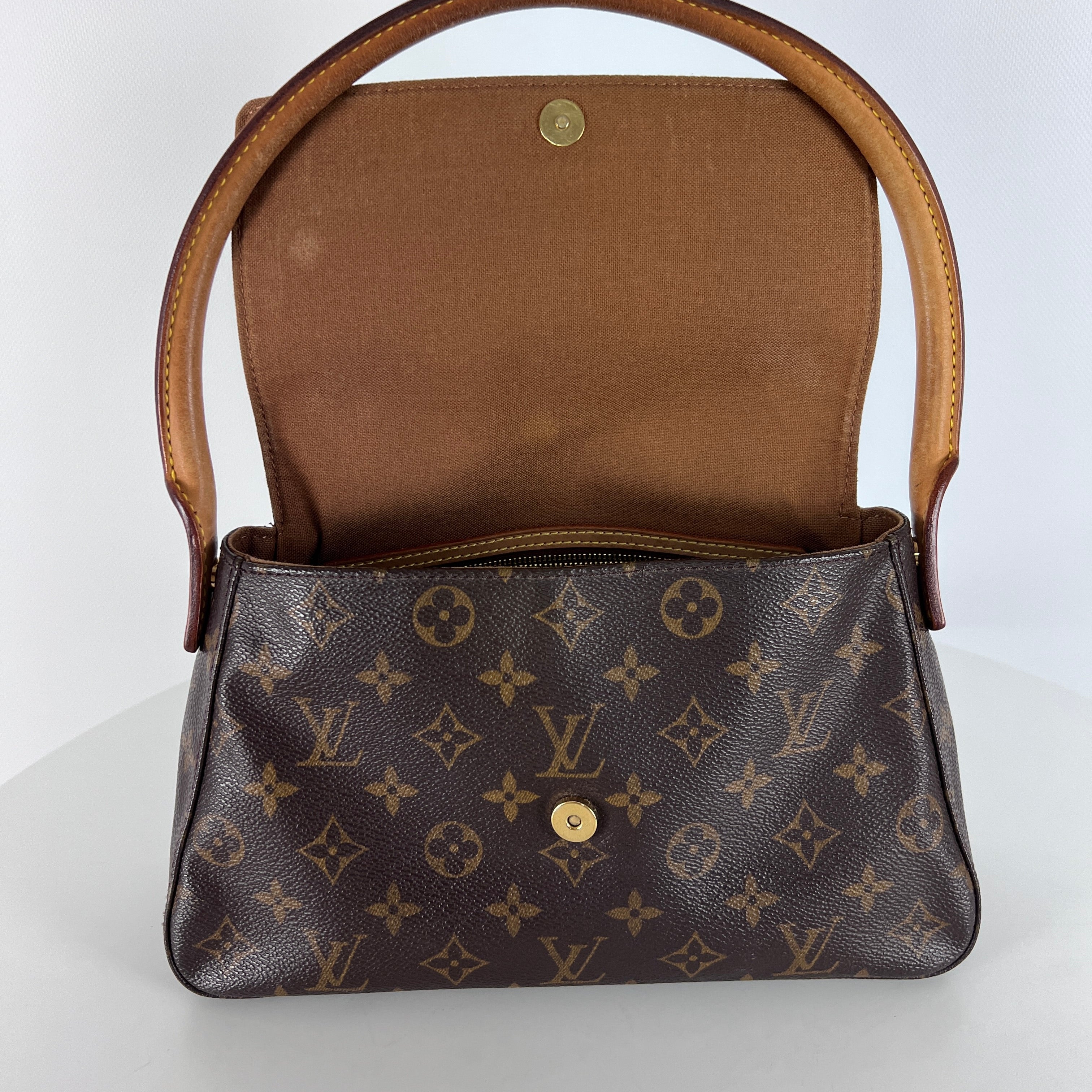 LOUIS VUITTON Looping handbag in brown canvas and leather
