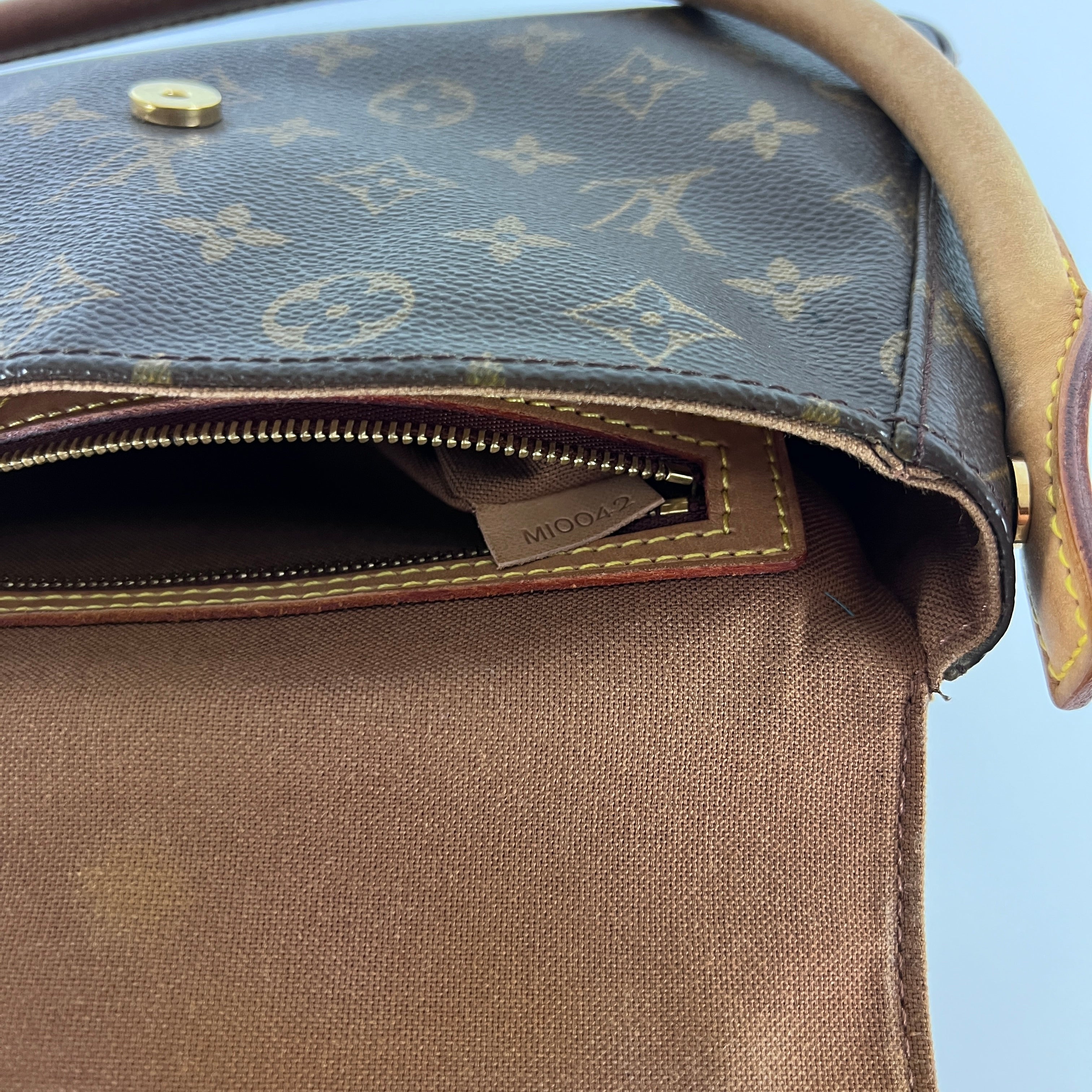 LOUIS VUITTON Looping handbag in brown canvas and leather