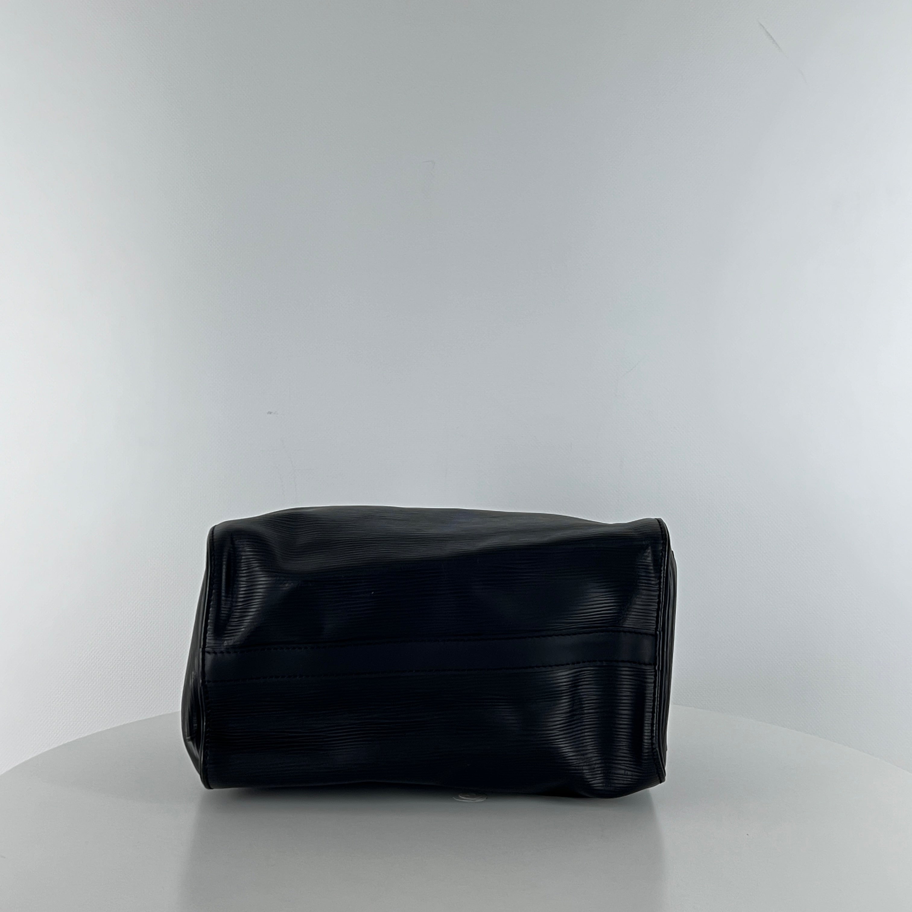 Sac à main LOUIS VUITTON Speedy 25 cuir noir
