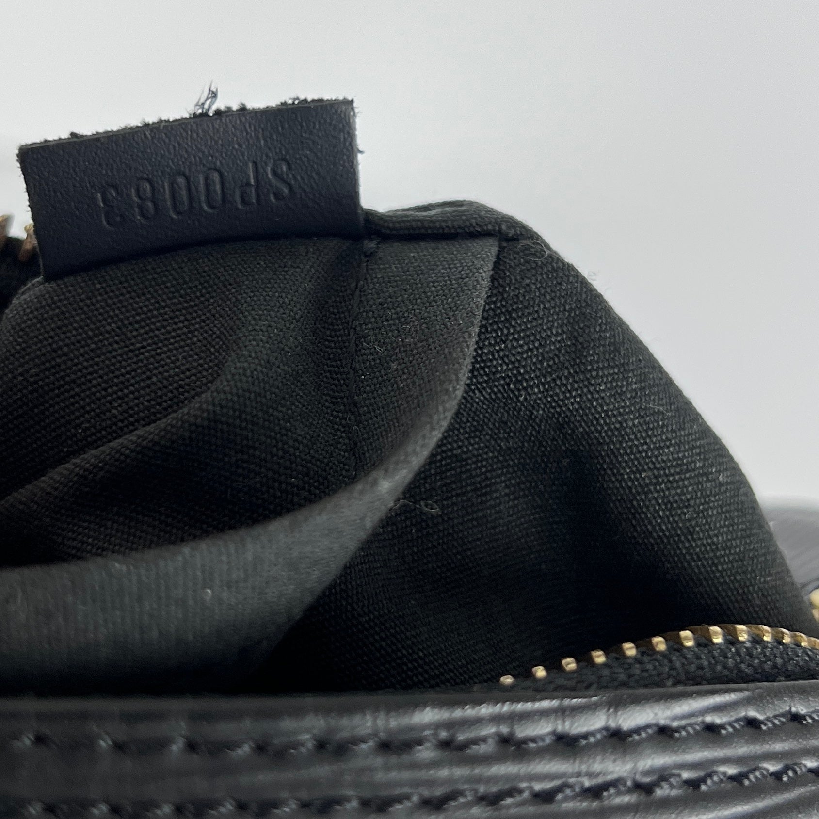 Sac à main LOUIS VUITTON Speedy 25 cuir noir