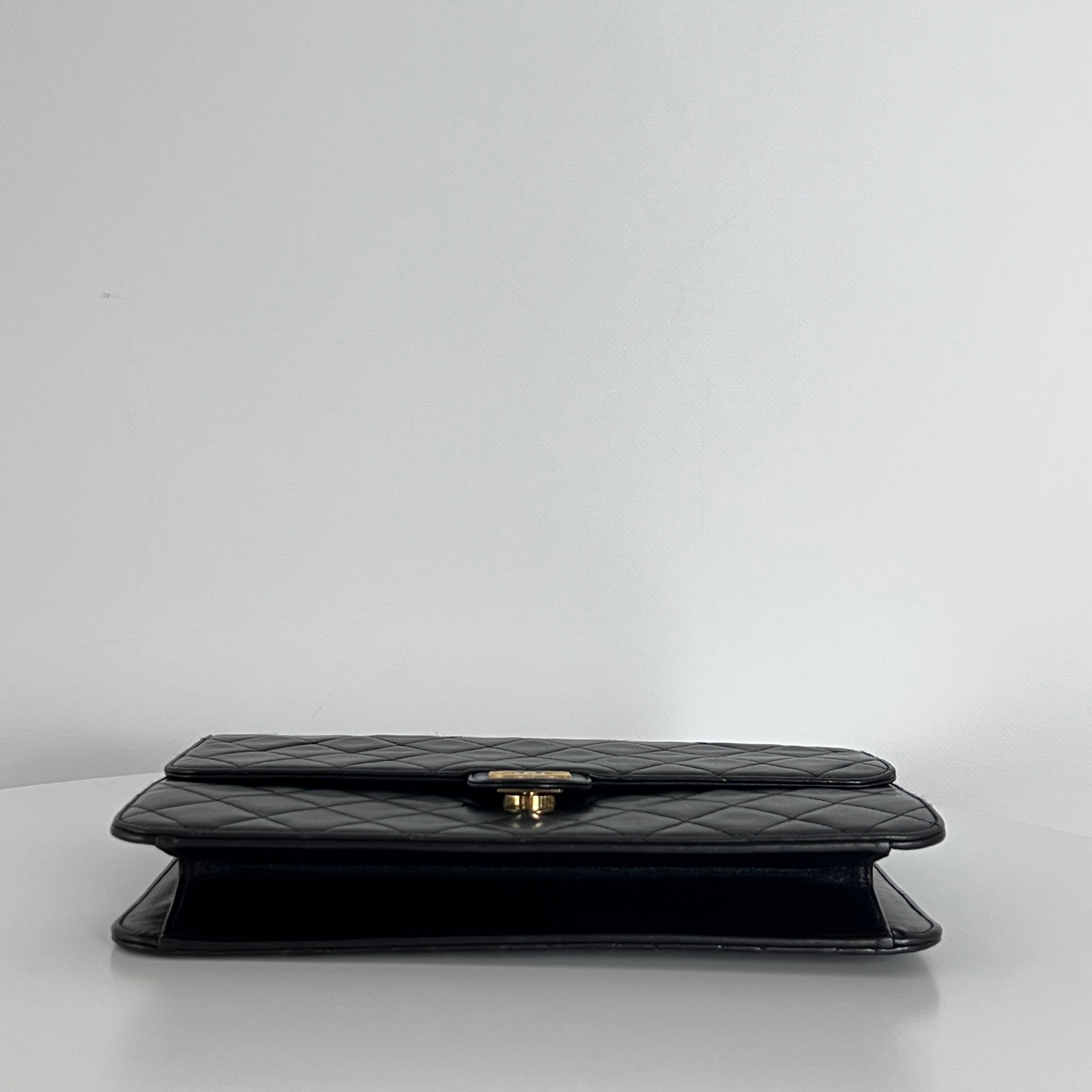 Sac à main CHANEL Timeless WOC Medium cuir noir