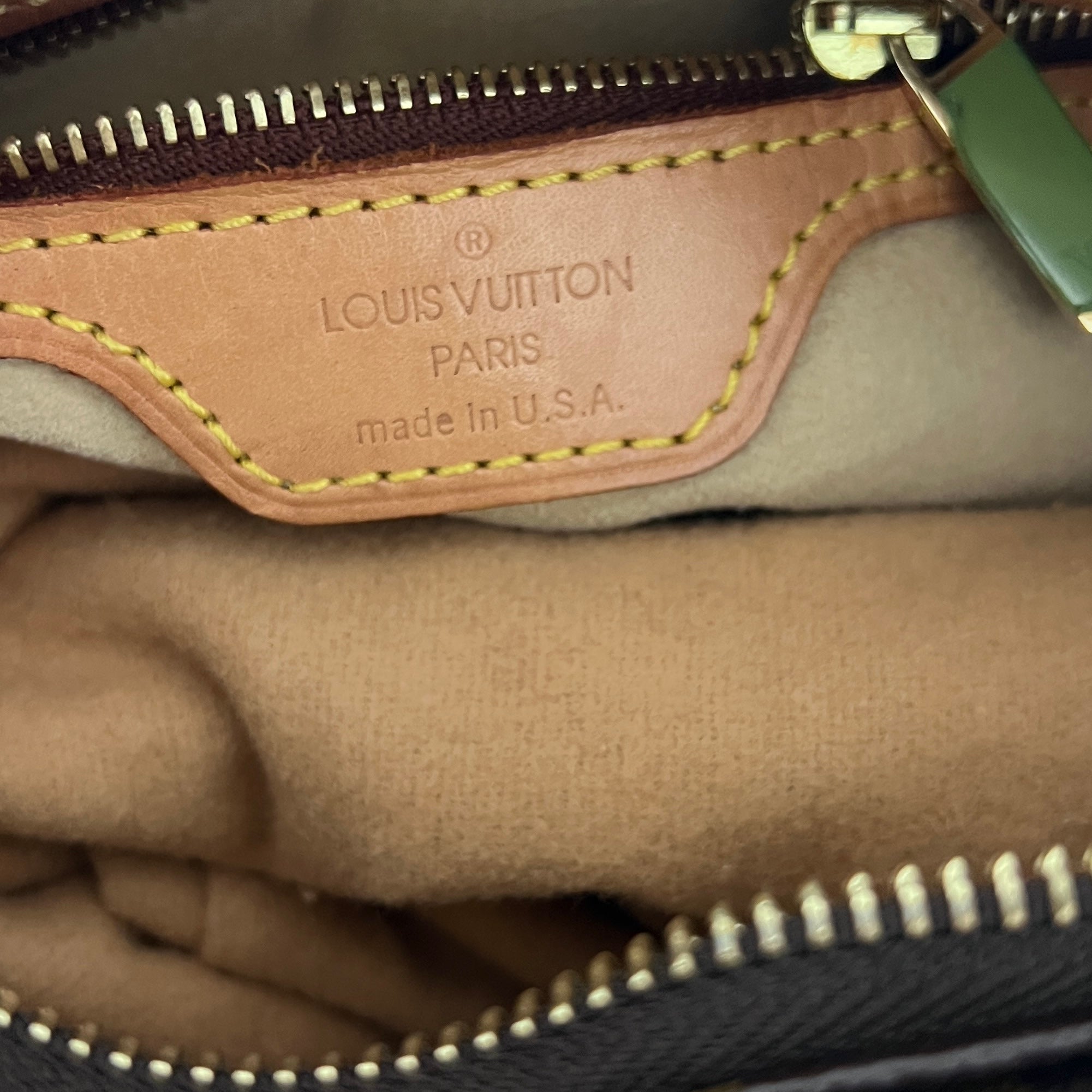 Sac à main LOUIS VUITTON Looping MM toile et cuir marron