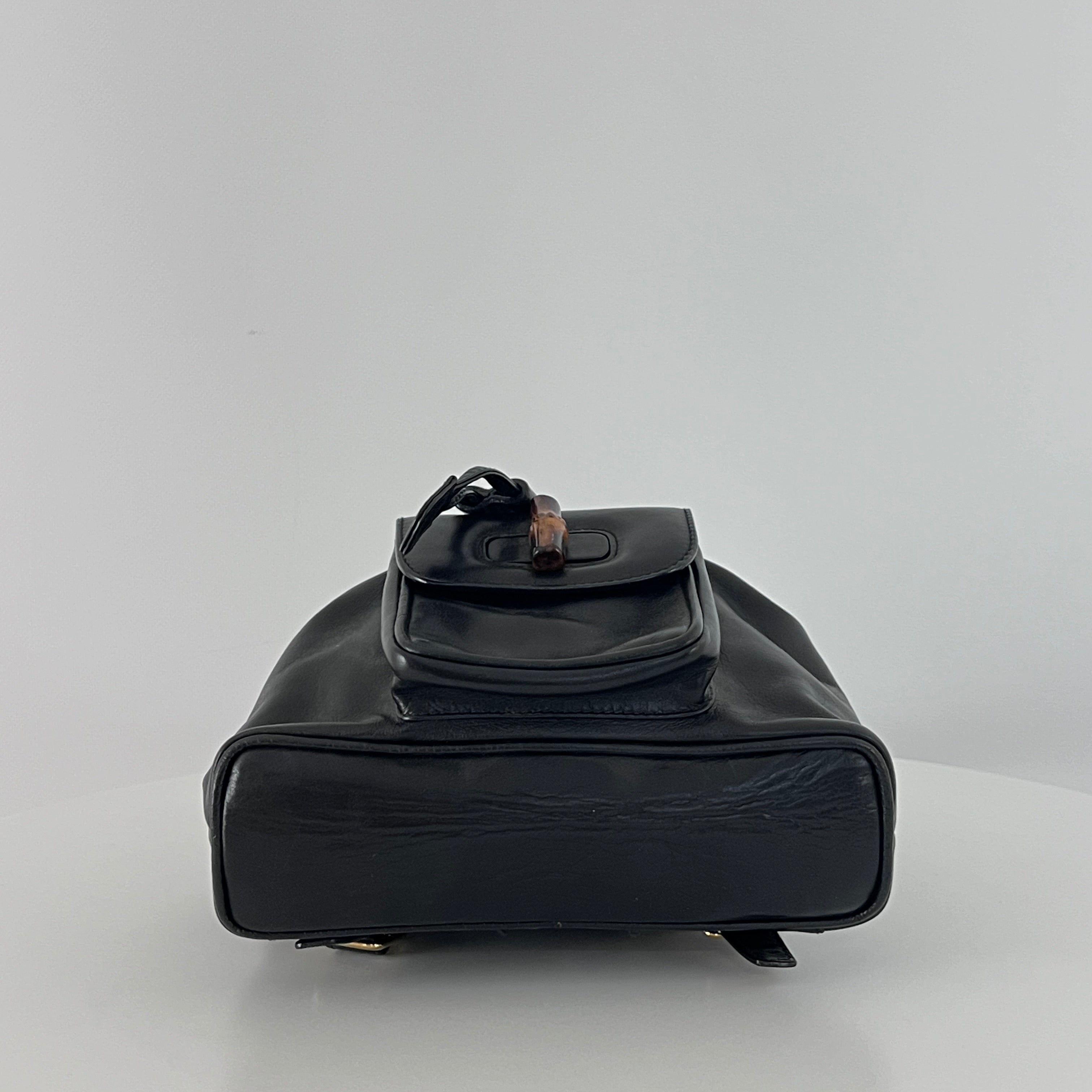 Sac à main GUCCI Bamboo Backpack cuir noir