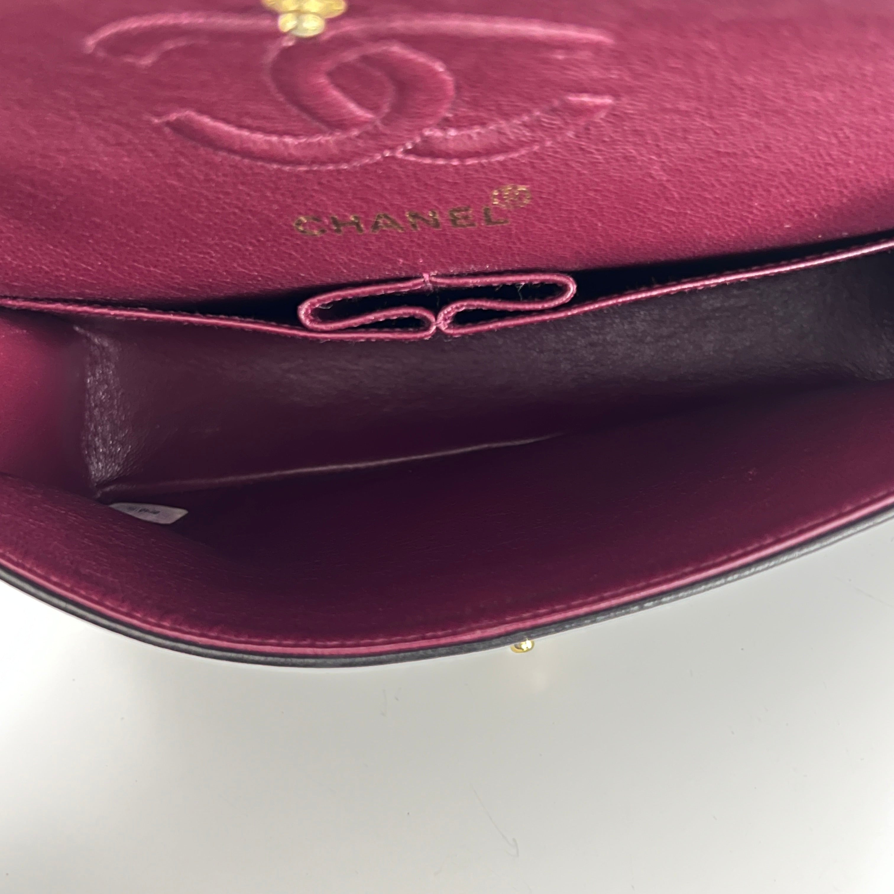 Sac à main CHANEL Timeless Classique Small Double Flap cuir d'agneau noir