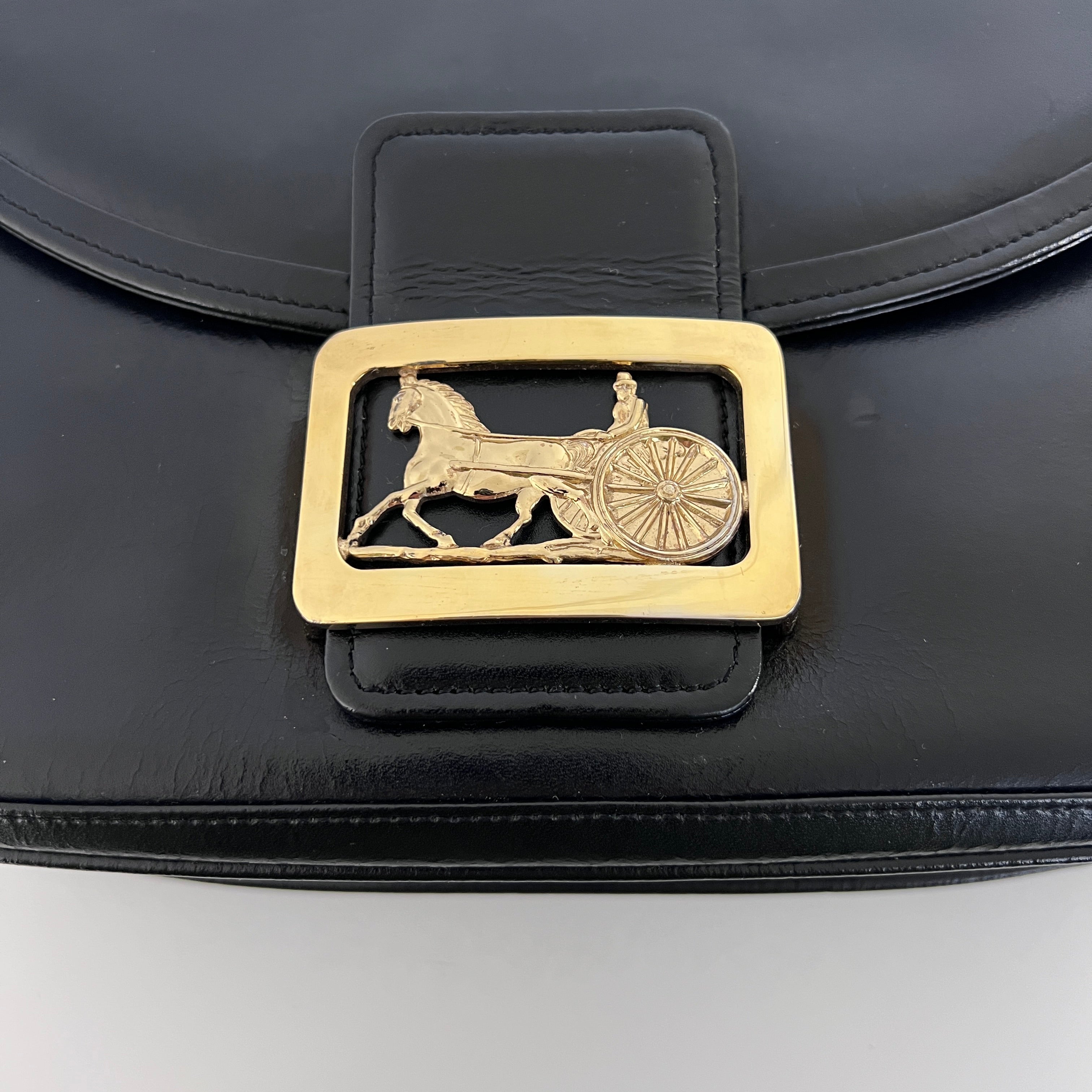 Sac à main CELINE Triomphe cuir noir