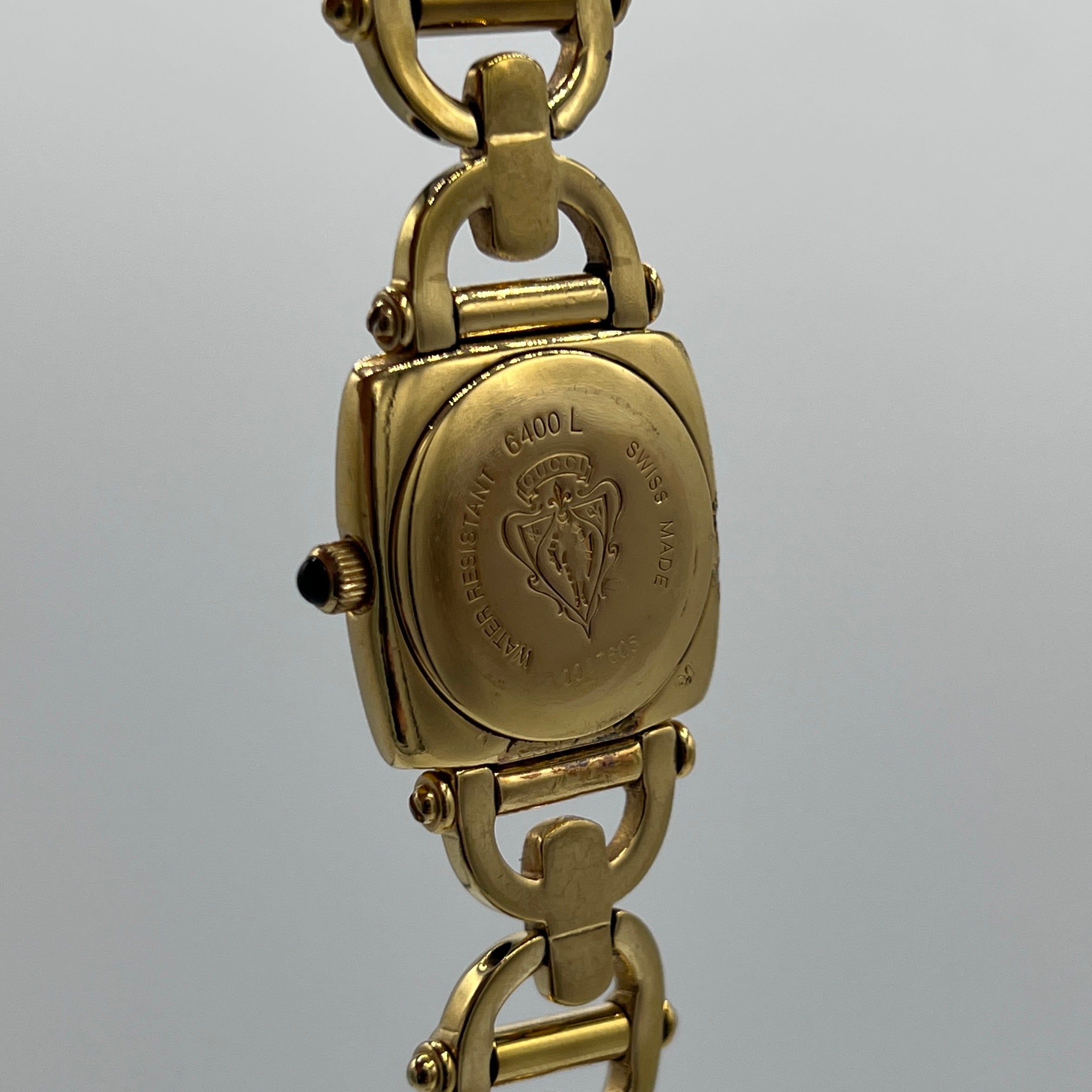 Montre GUCCI 6400 L plaqué or dorée